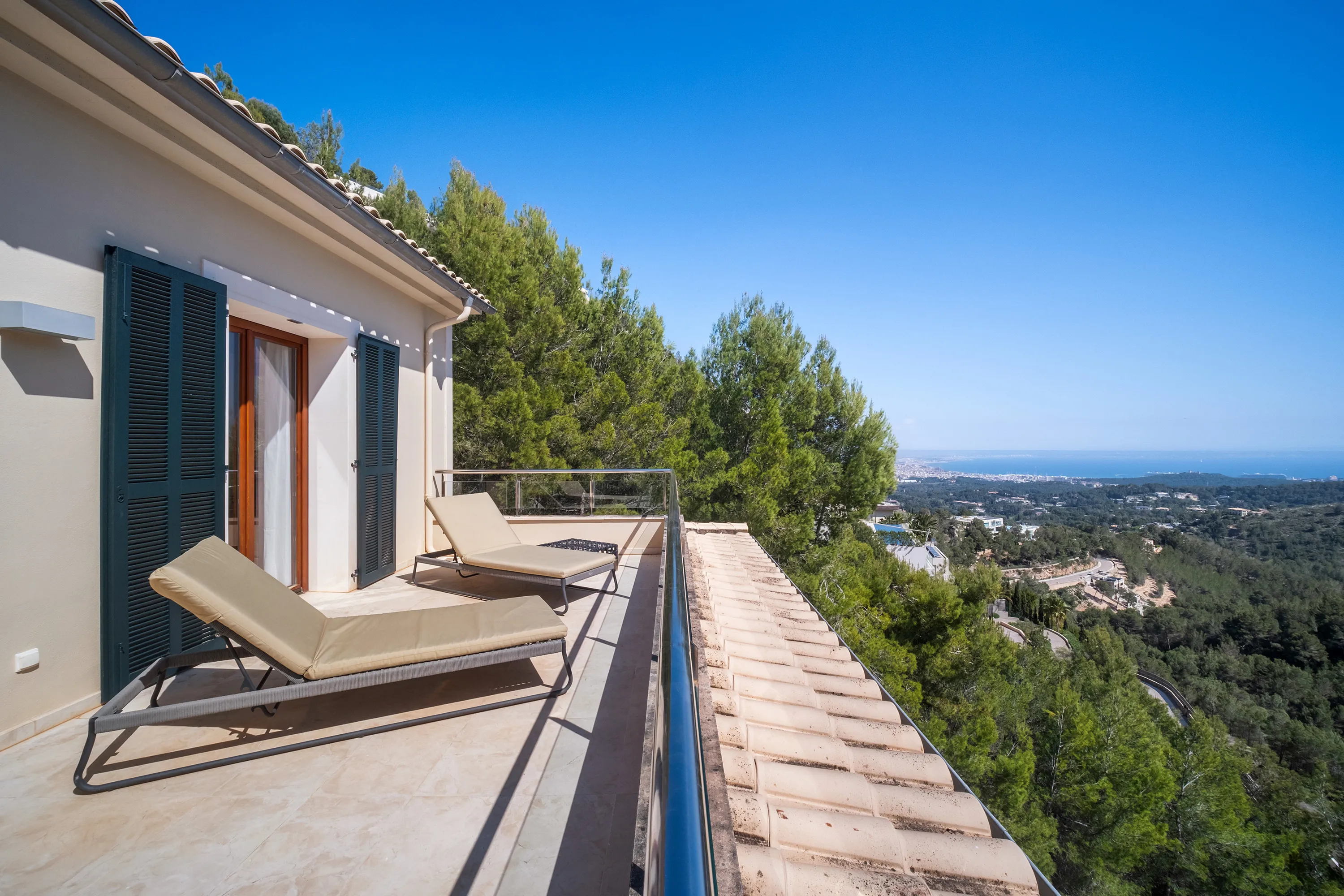 Villa con espectaculares vistas al mar en Son Vida – con proyecto de reforma-13