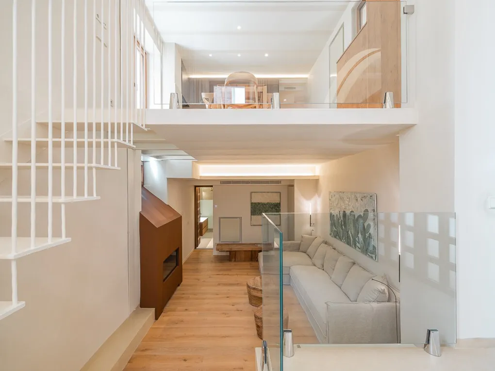 Moderne duplex i stueetagen i en renoveret herregård-4