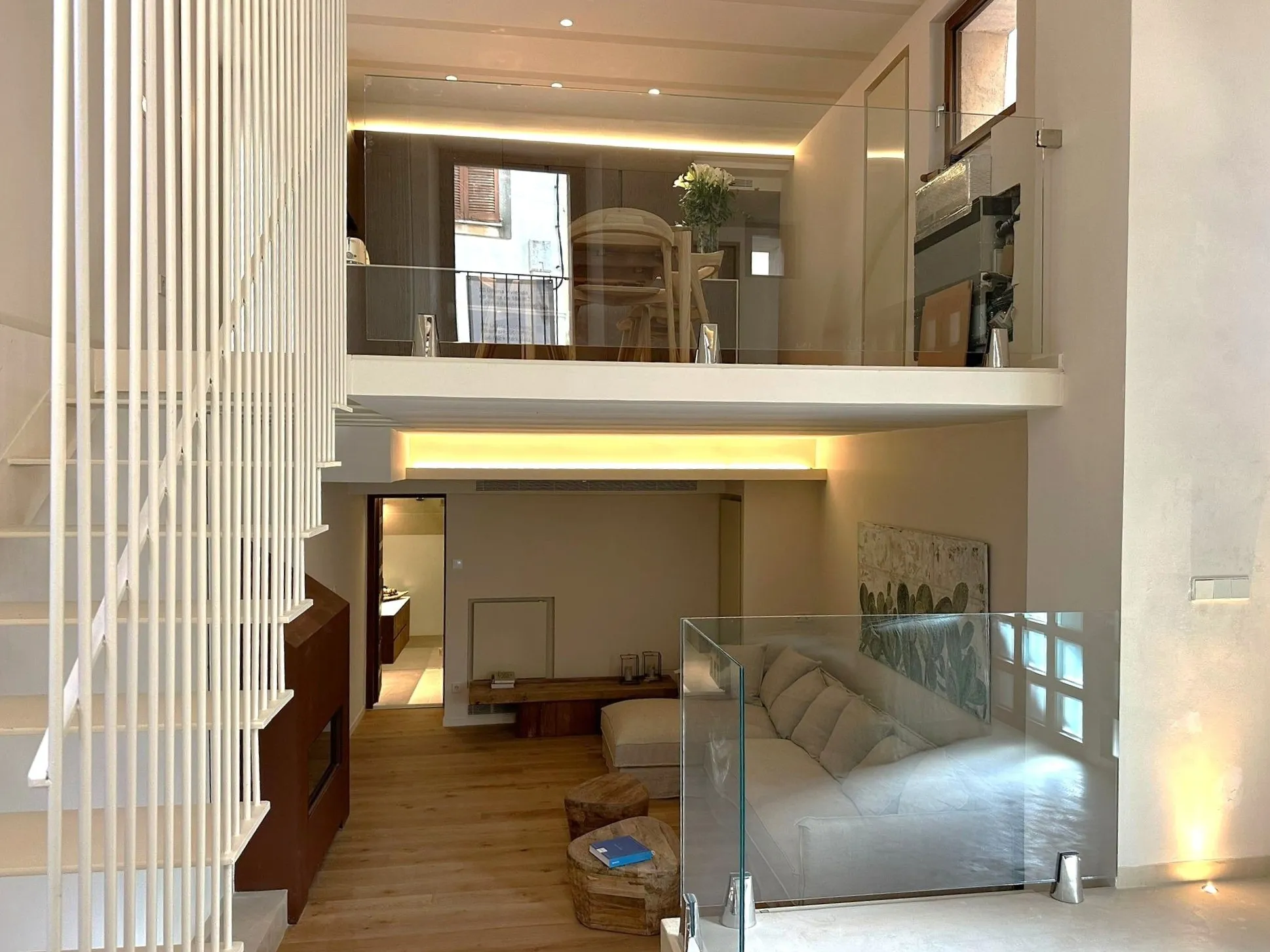 Moderne duplex benedenwoning in gerenoveerd herenhuis-12