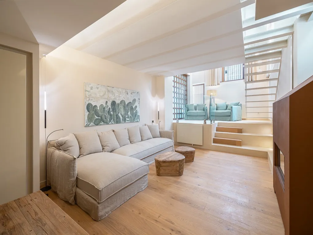 Moderne duplex i stueetagen i en renoveret herregård-3