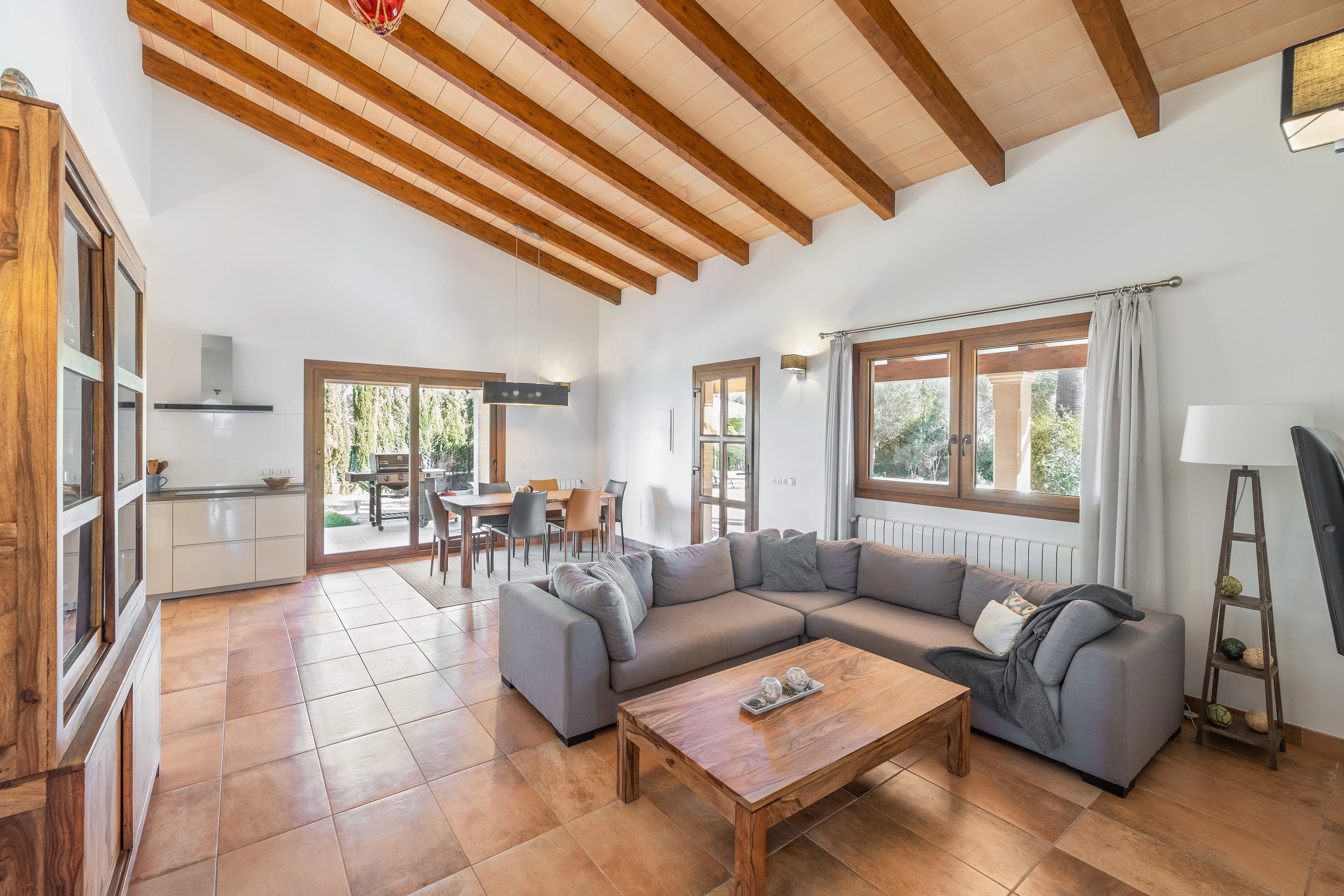 Finca renovada amb vista a la Serra de Tramuntana prop de Biniali-3