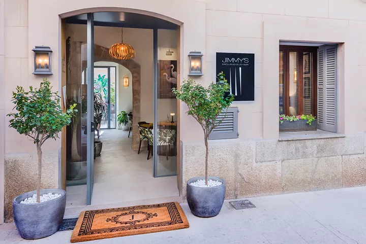 Impresionante casa adosada en el corazón de Pollensa – ¡Vivienda de lujo y oportunidad de inversión!-3