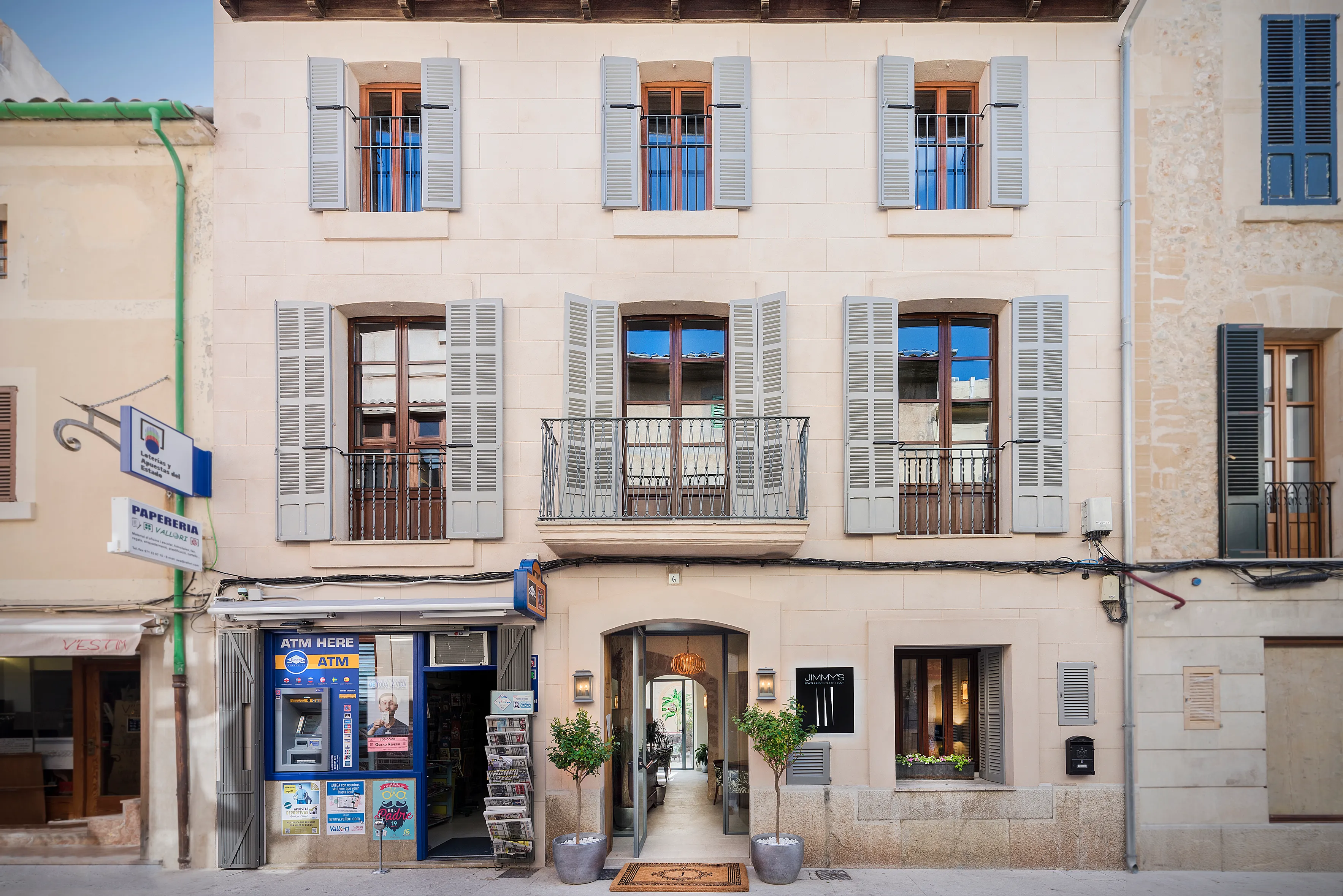 Impresionante casa adosada en el corazón de Pollensa – ¡Vivienda de lujo y oportunidad de inversión!-2