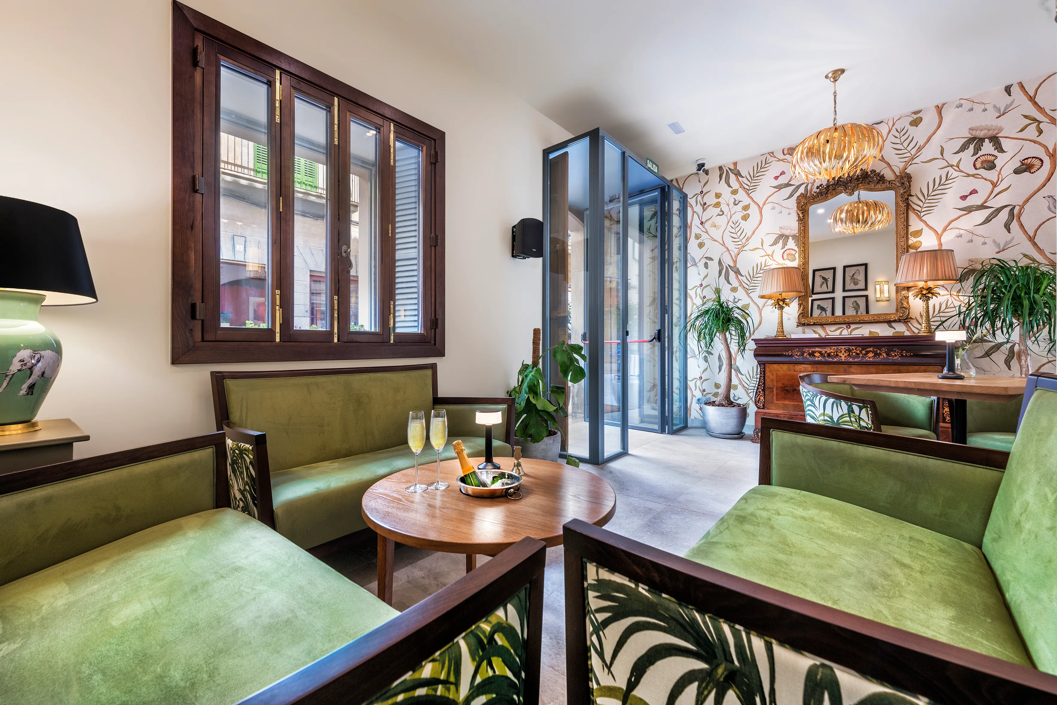 Indrukwekkend herenhuis in het hart van Pollensa - luxe wonen & investeringspotentieel!-4