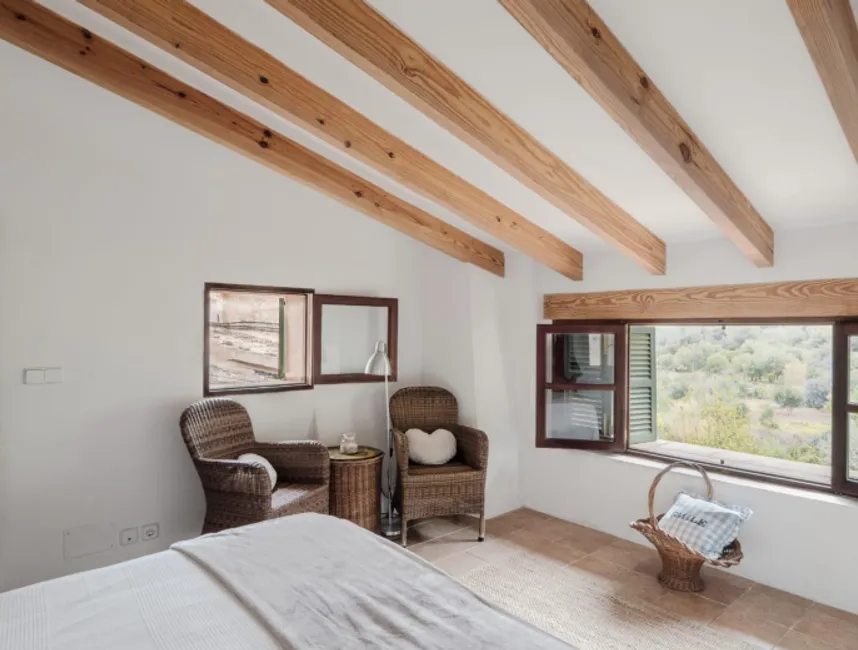 Charmerende traditionelt byhus med bjergudsigt i hjertet af Deia - Feriebolig ETV/11924-5