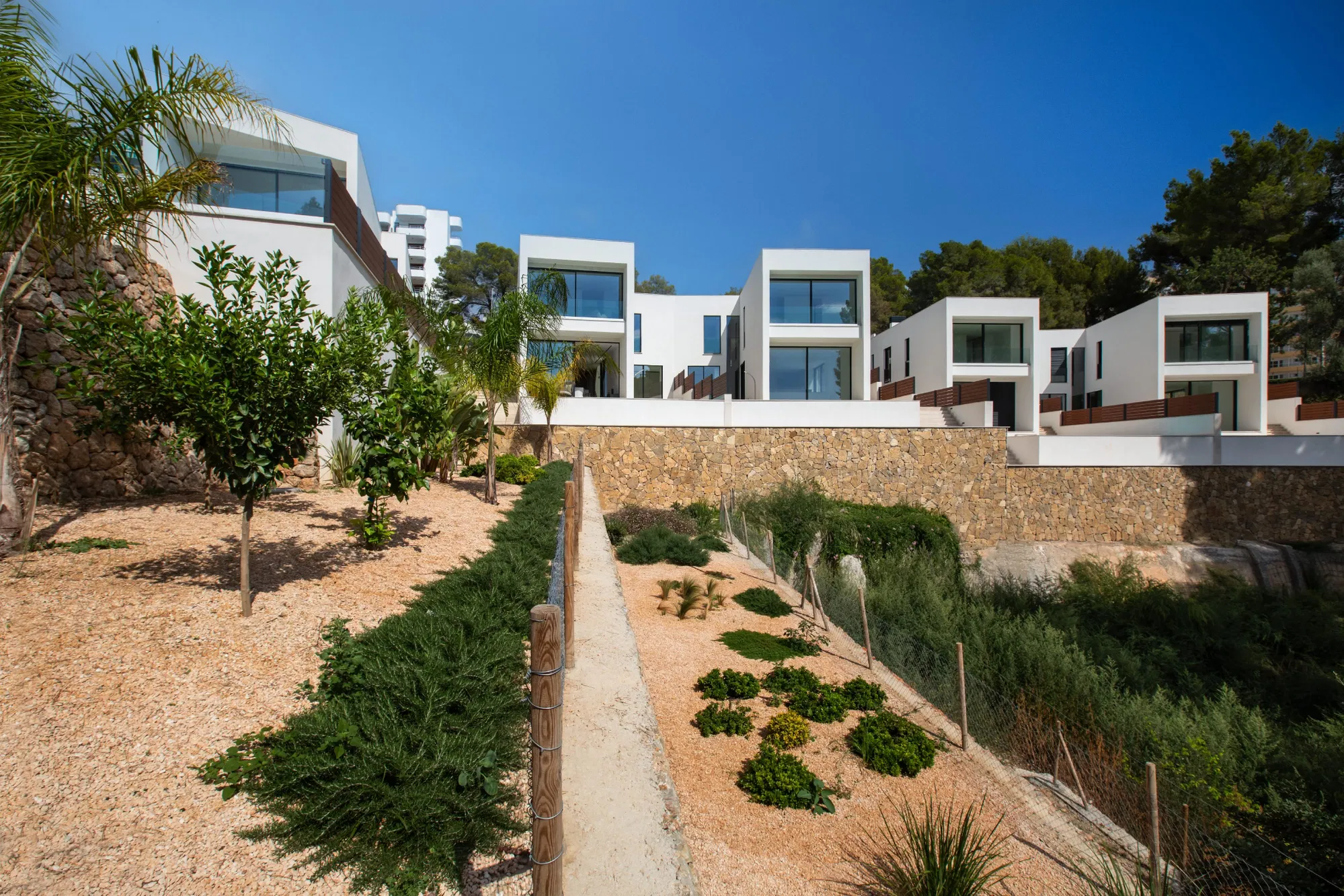 Villa moderne, déjà construite, avec vue imprenable sur la mer-20