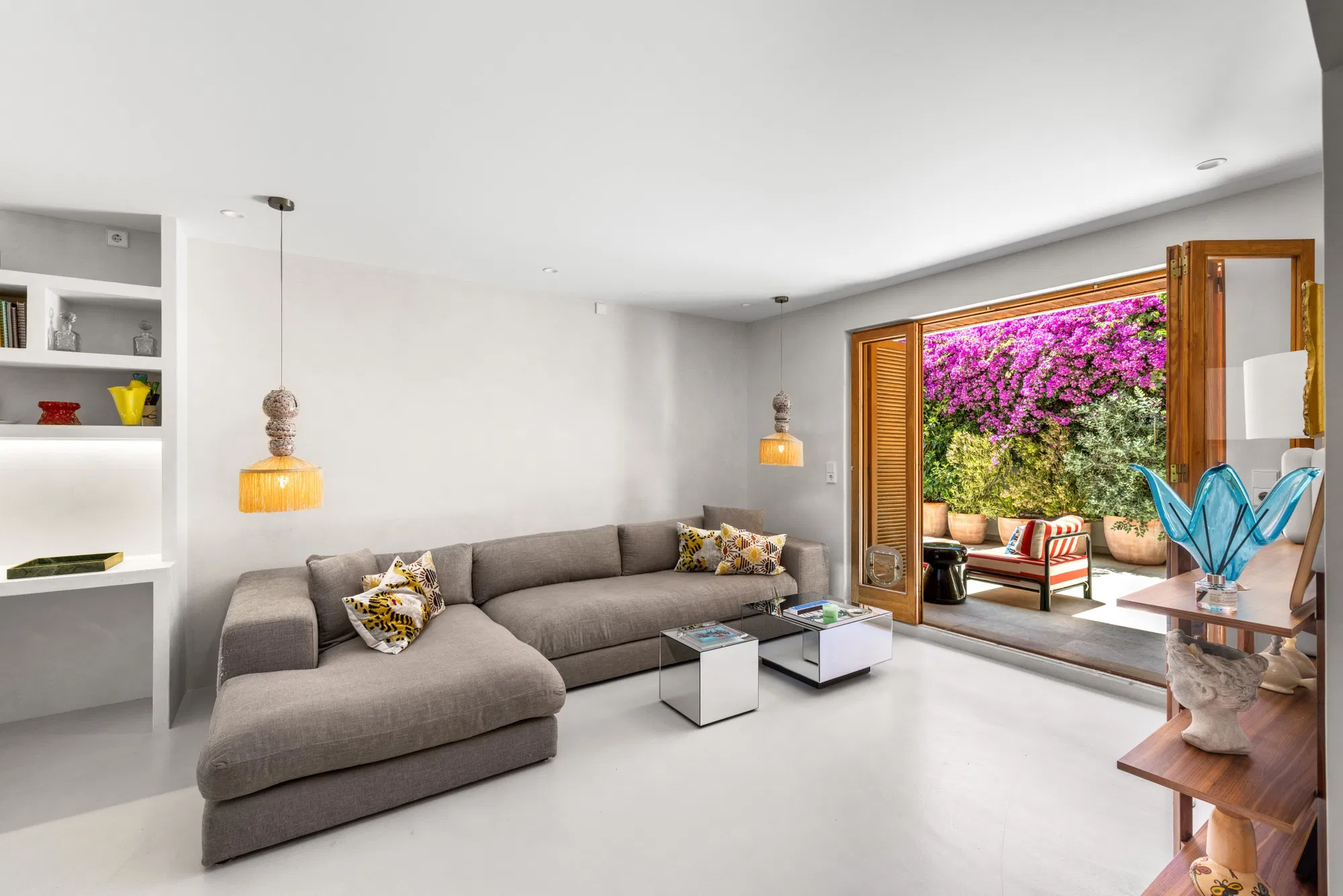 Un elegant pis d'estil casa amb jardí, accés privat i piscina a La Bonanova.-2