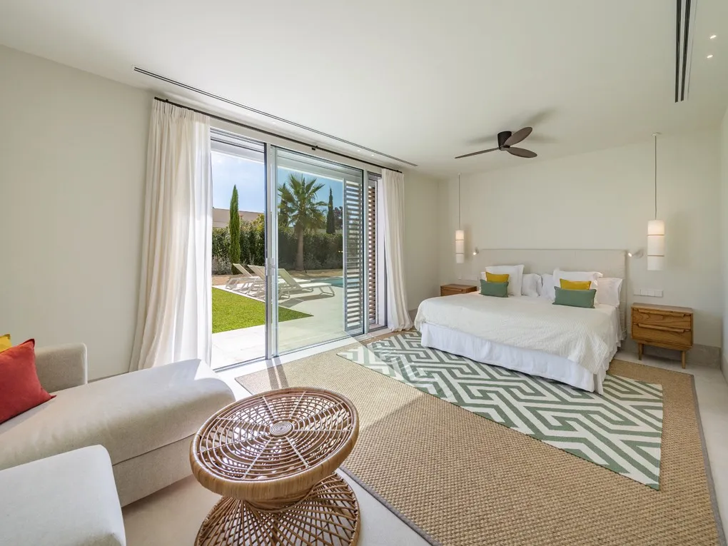 Modern villa on one level in residential area and close to beaches-18