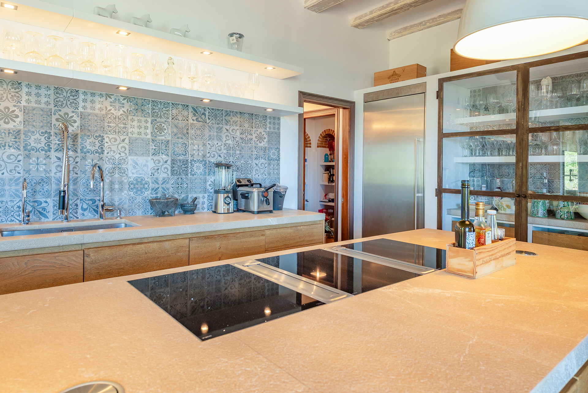 Exceptional villa with guest house and panoramic views-23