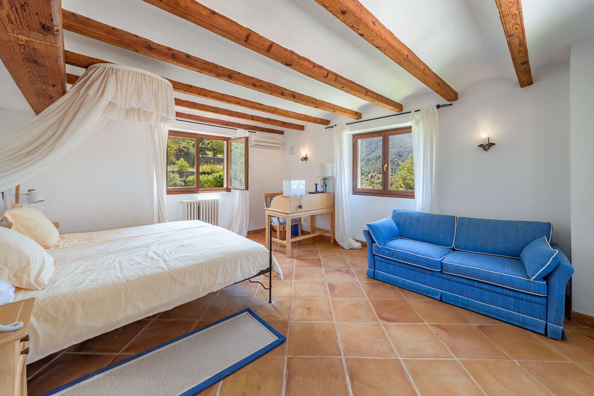 Exceptional villa with guest house and panoramic views-43