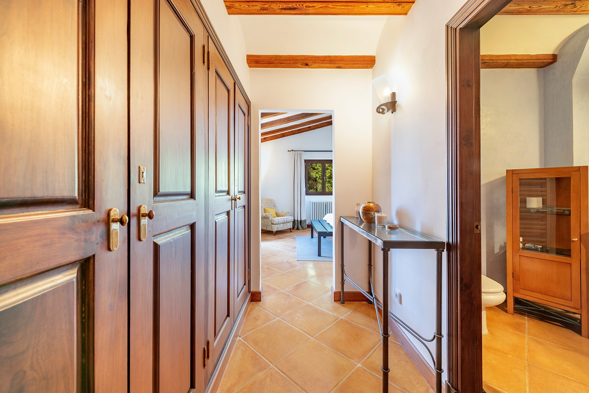 Exceptional villa with guest house and panoramic views-39