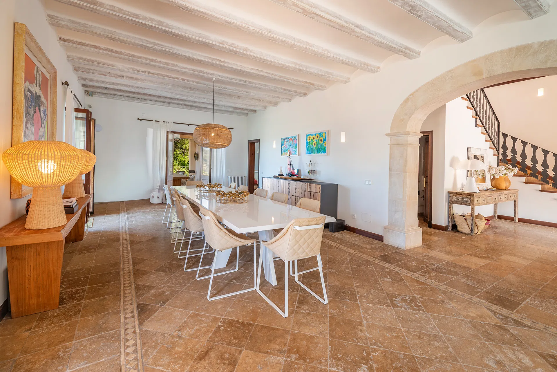 Exceptional villa with guest house and panoramic views-15
