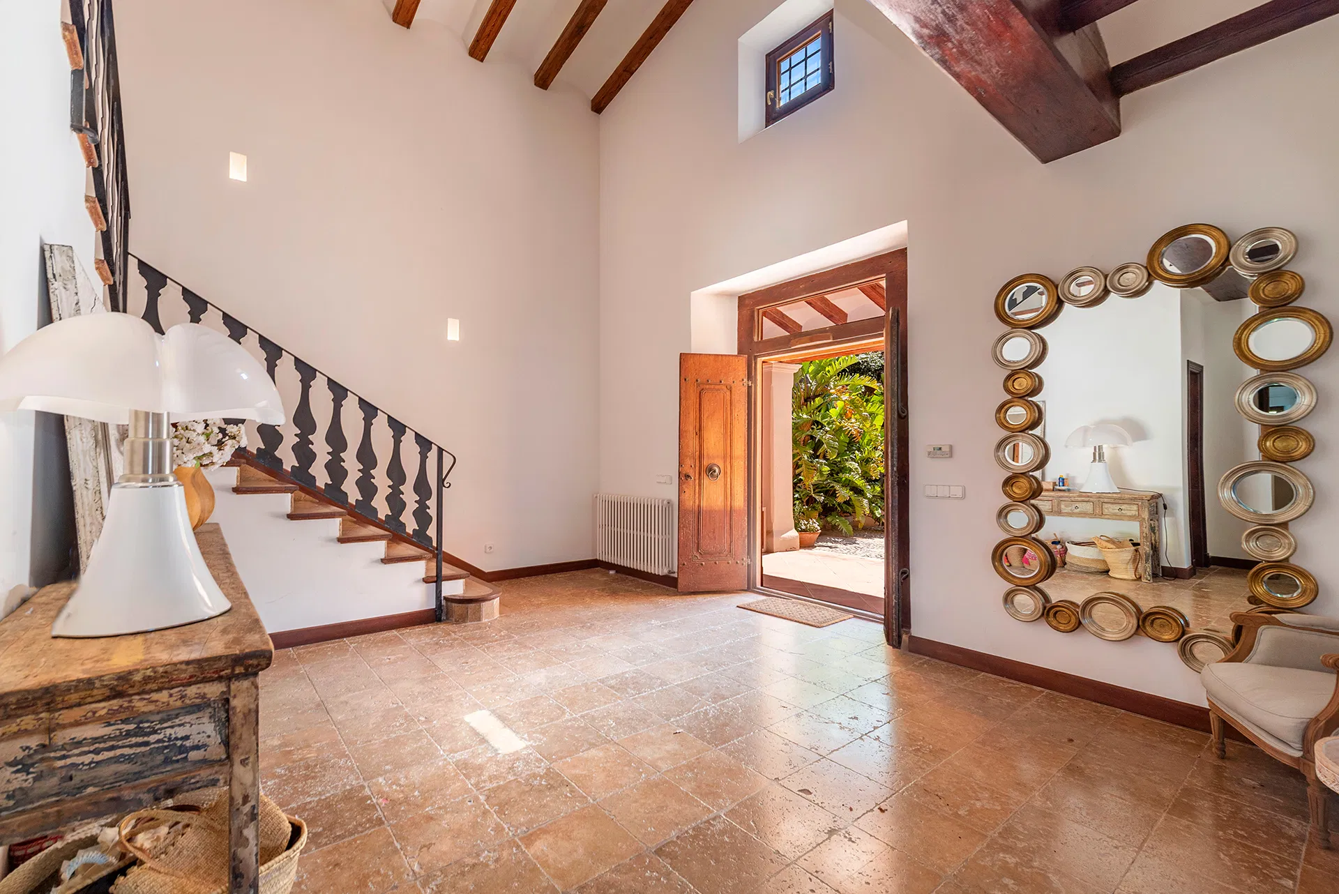 Exceptional villa with guest house and panoramic views-6