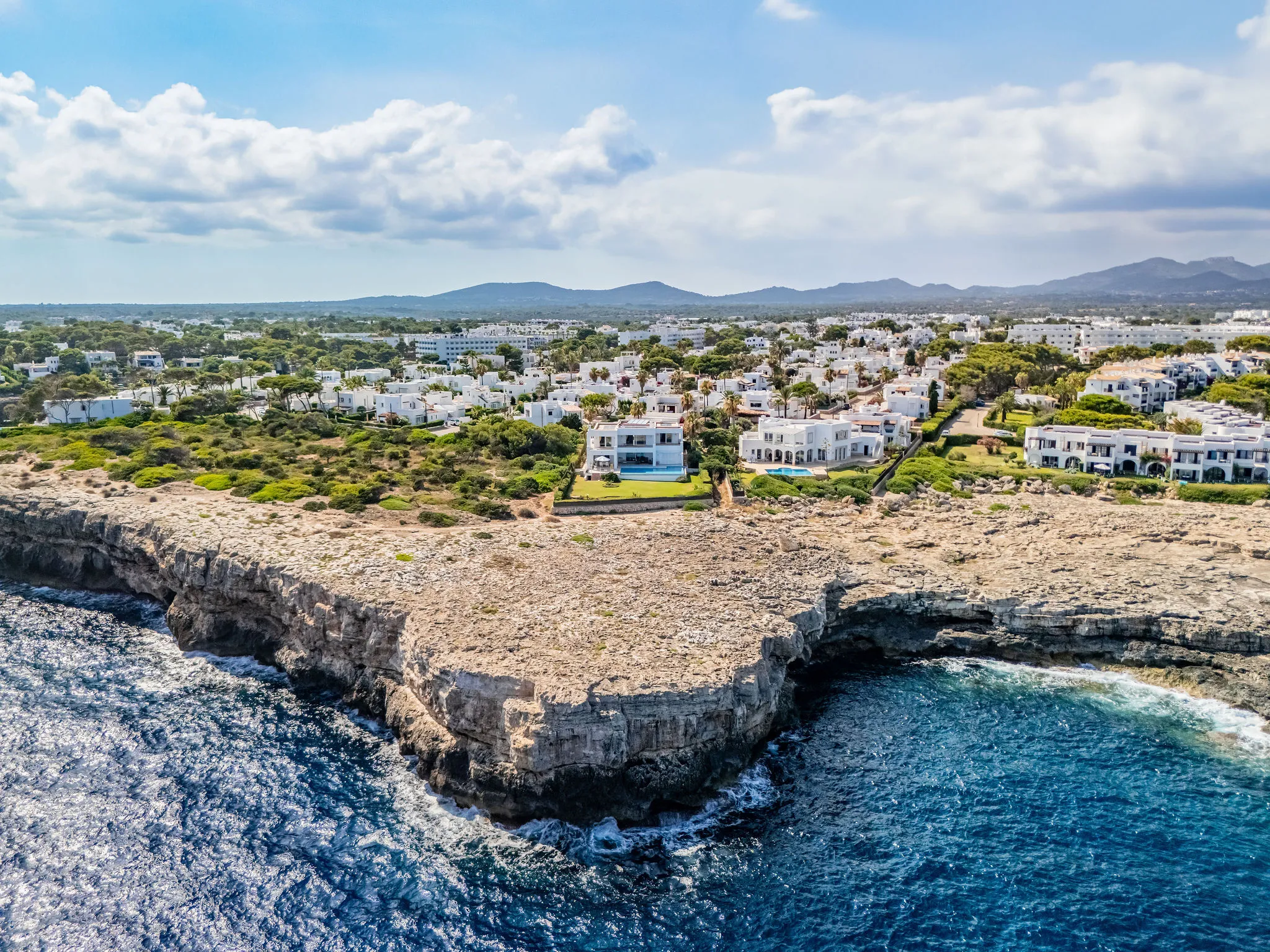 Fantastica villa in prima linea mare-16