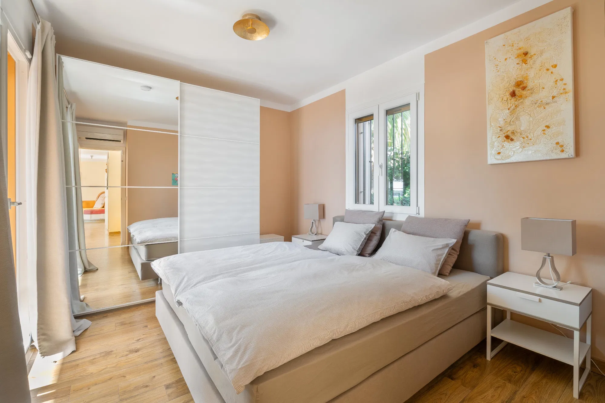 Mediterrane oase: Villa in de eerste zeelijn-16