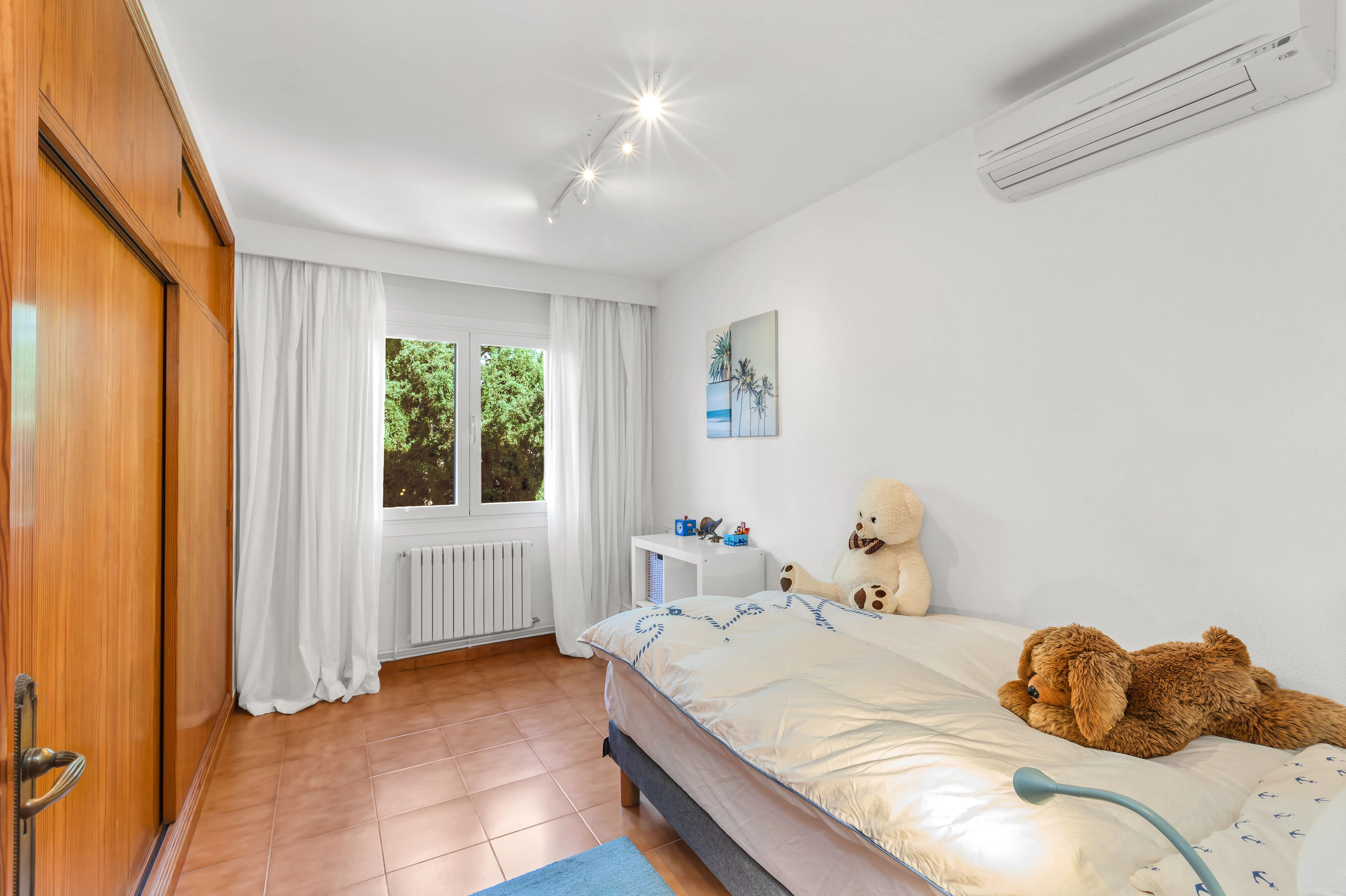 Villa familiale avec vue sur la mer dans une belle région-11