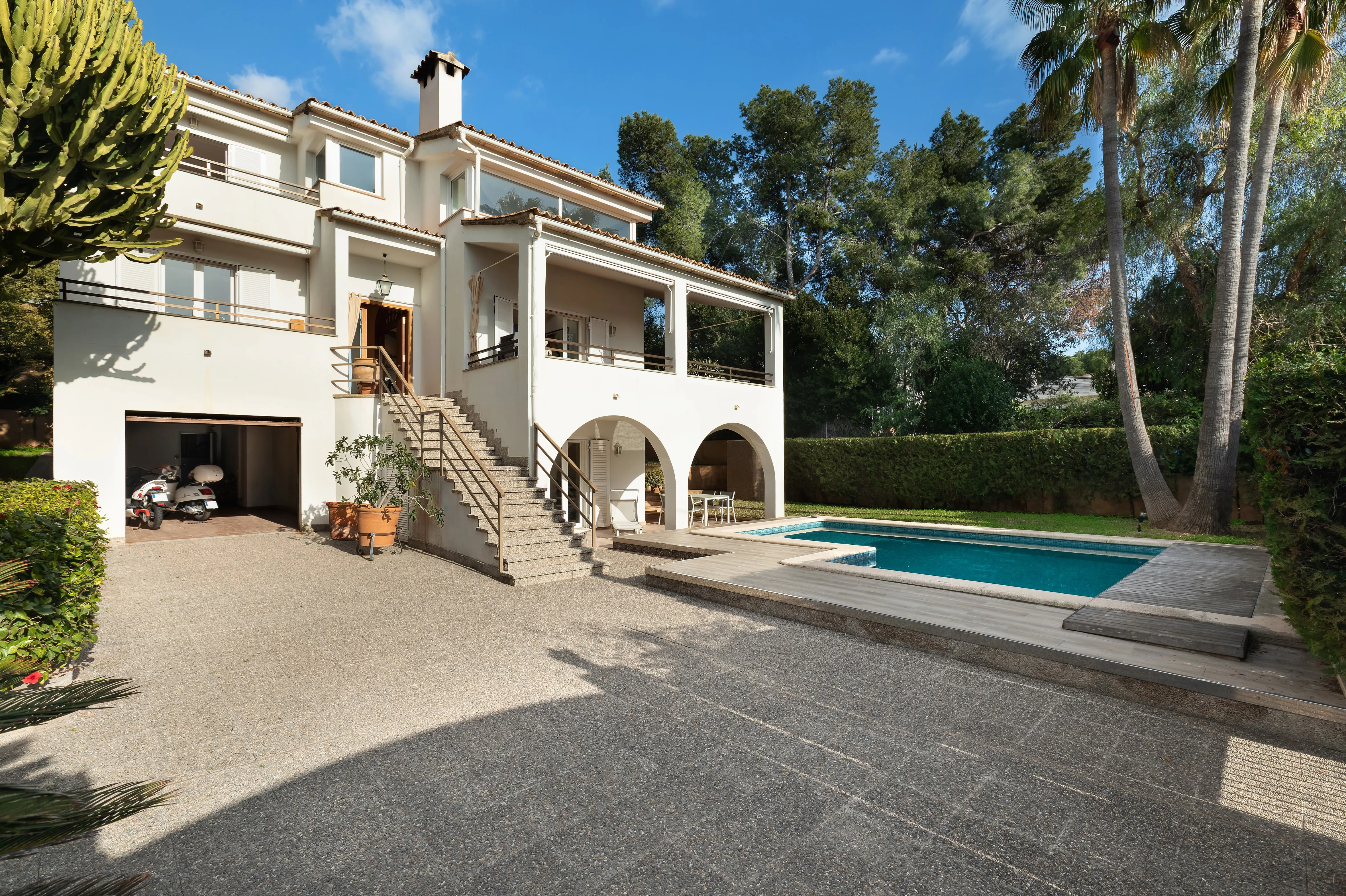 Villa familiale avec vue sur la mer dans une belle région-20