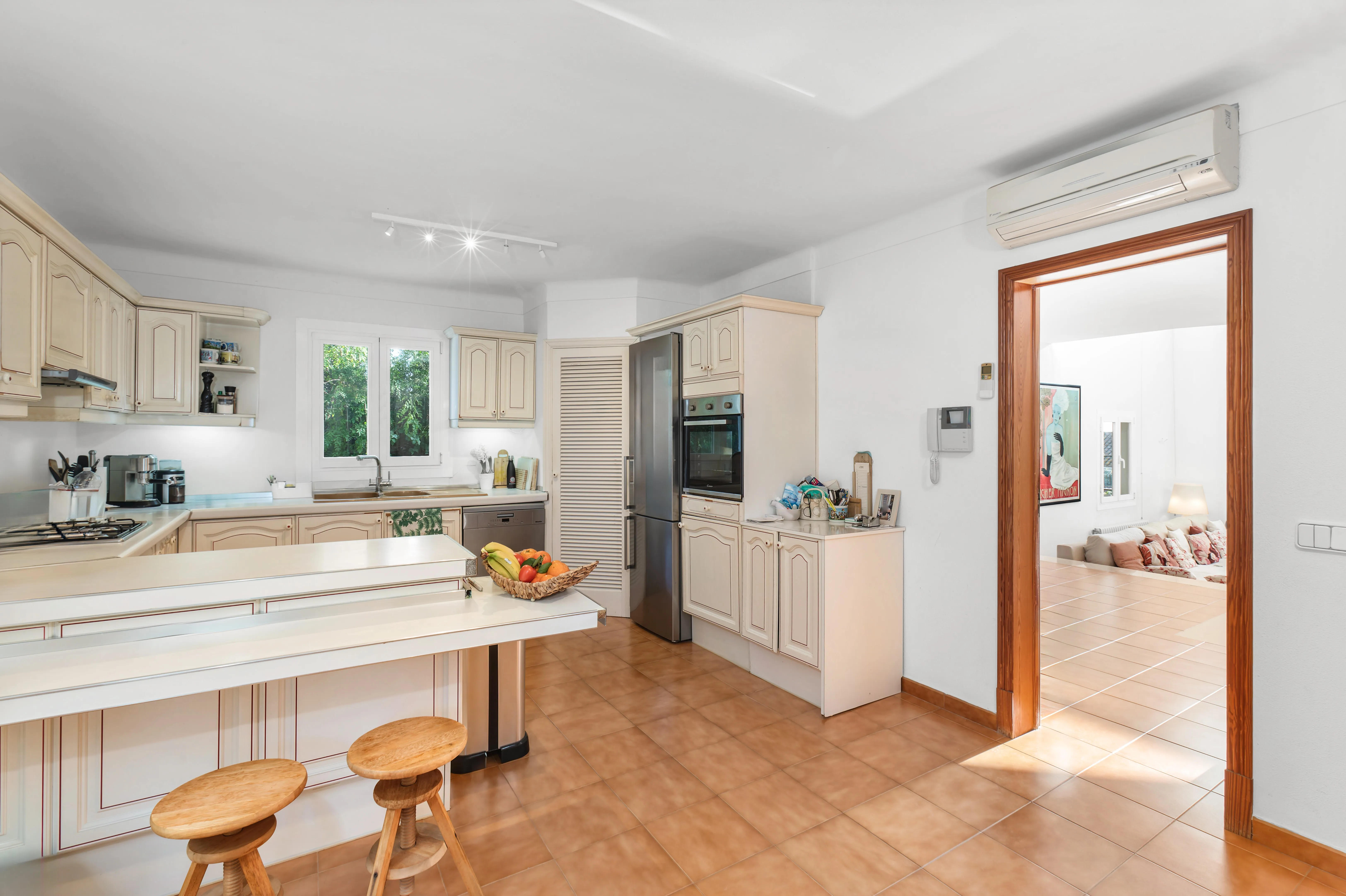 Familienvilla Villa mit Meerblick in schöner Gegend-6