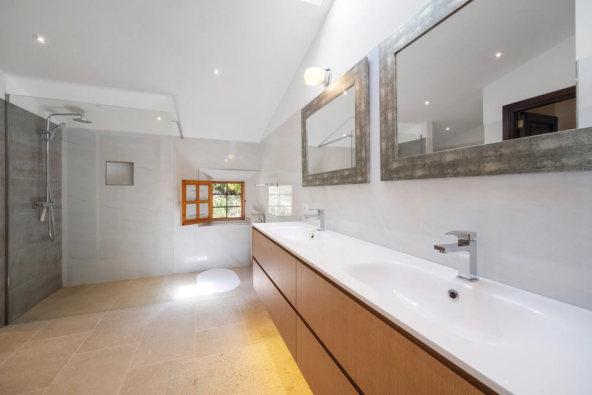 Peaceful finca with panoramic Tramuntana views-14