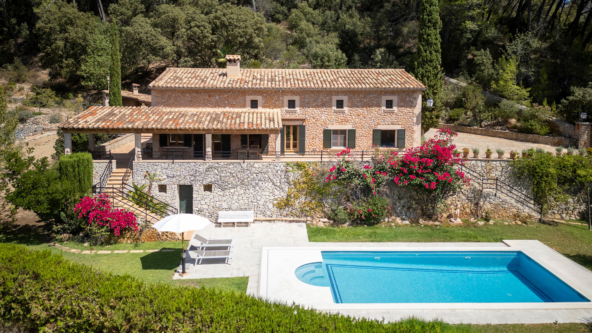 Peaceful finca with panoramic Tramuntana views