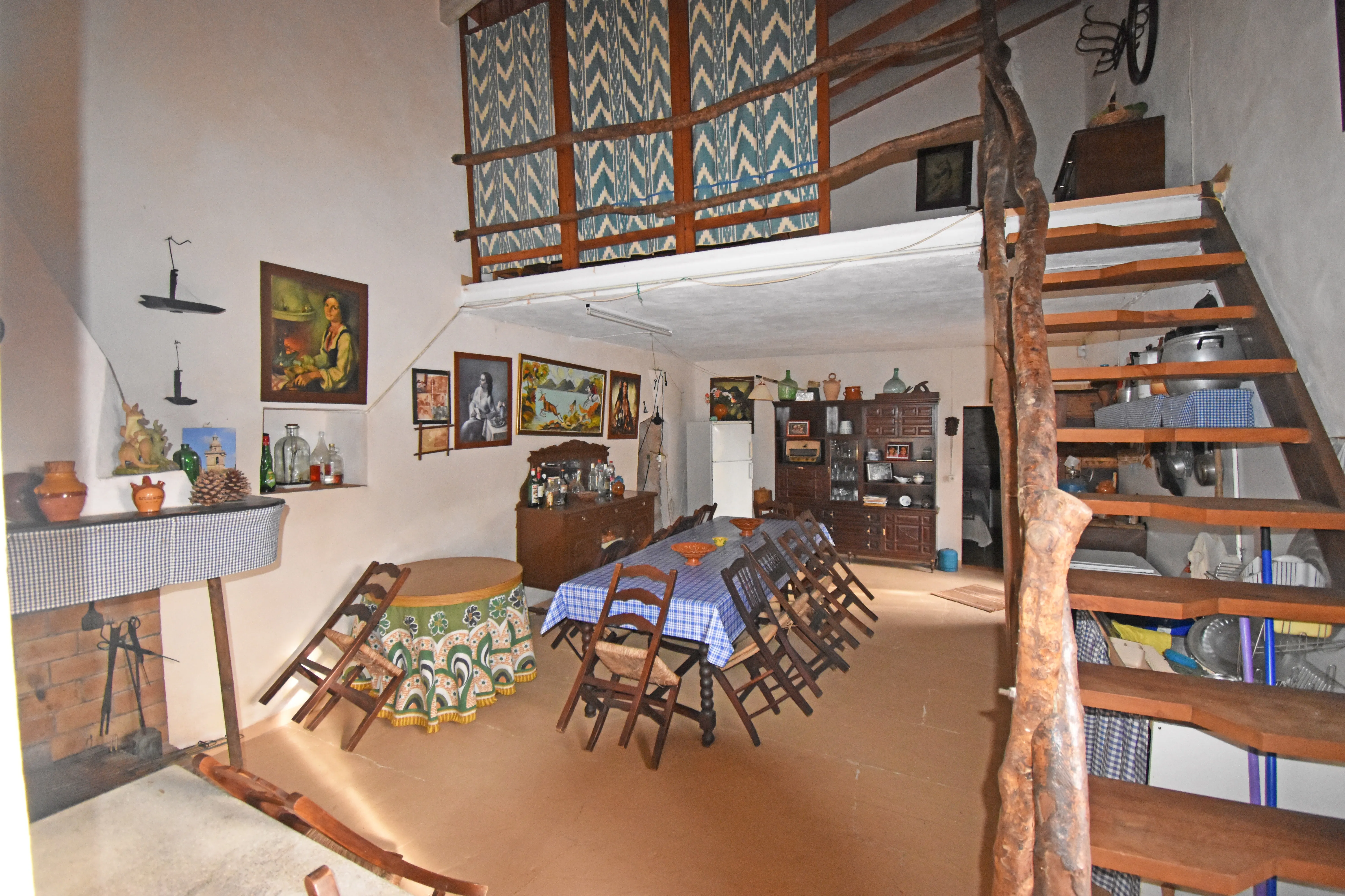 Autèntica casa de camp per a reformar-4