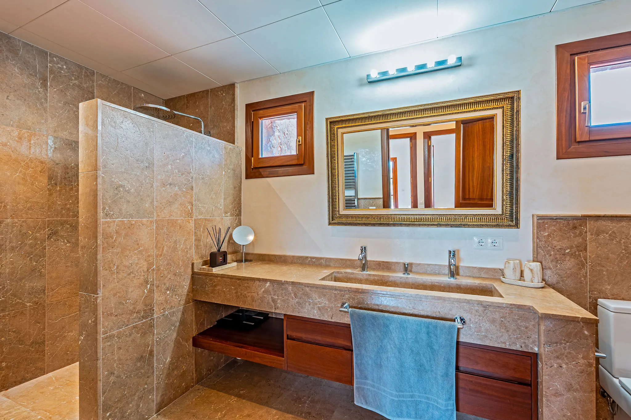 Natural stone finca with panoramic view and rental license-10