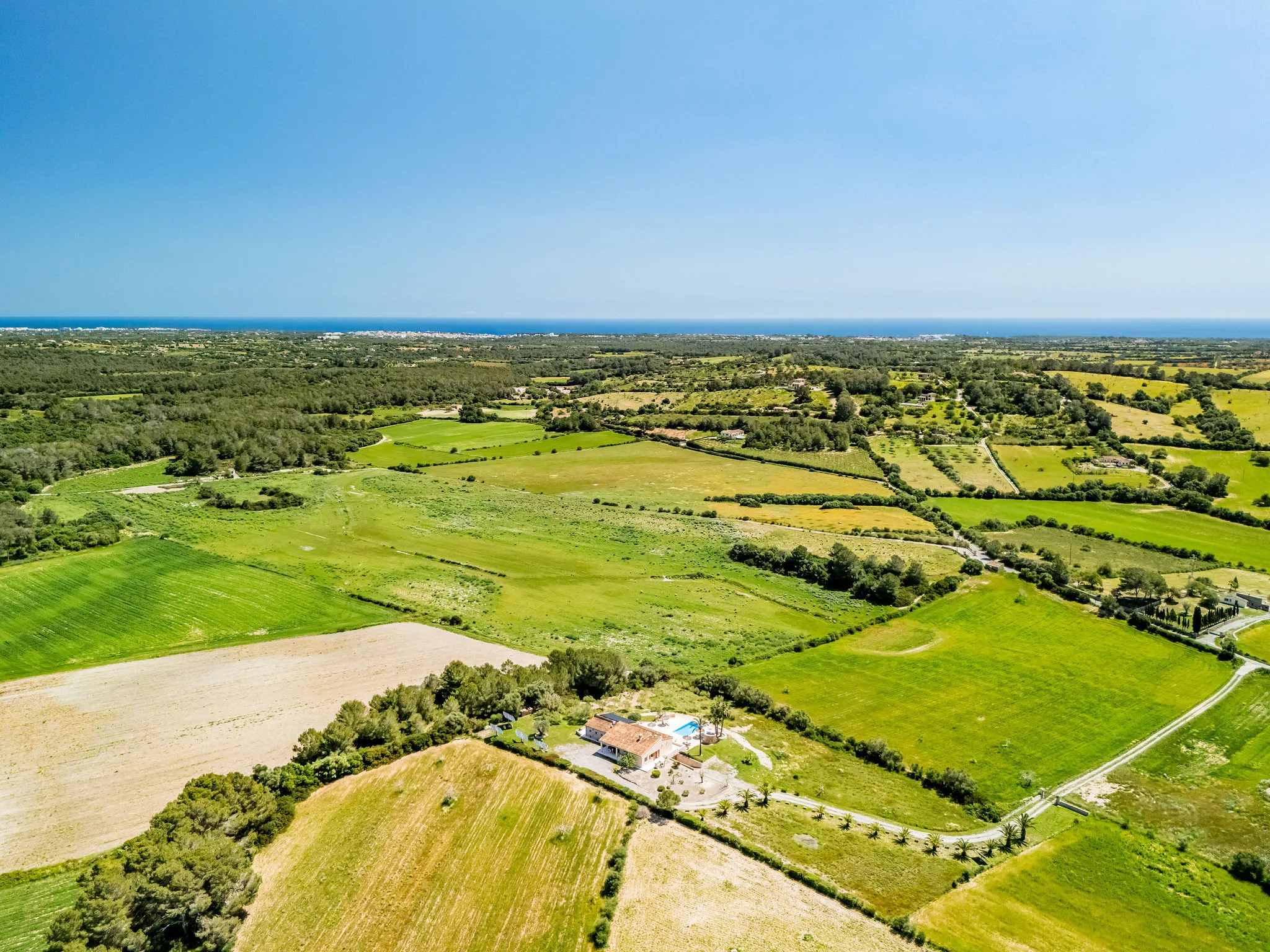 Finca z kamienia naturalnego z panoramicznym widokiem i licencją na wynajem-4
