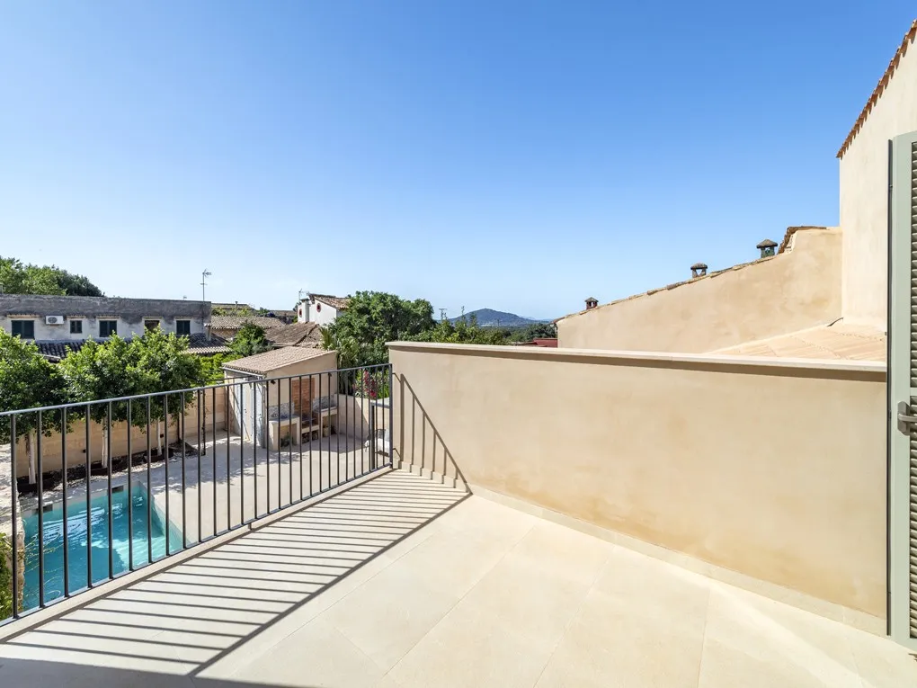 Bella casa a schiera con piscina a Campanet-11