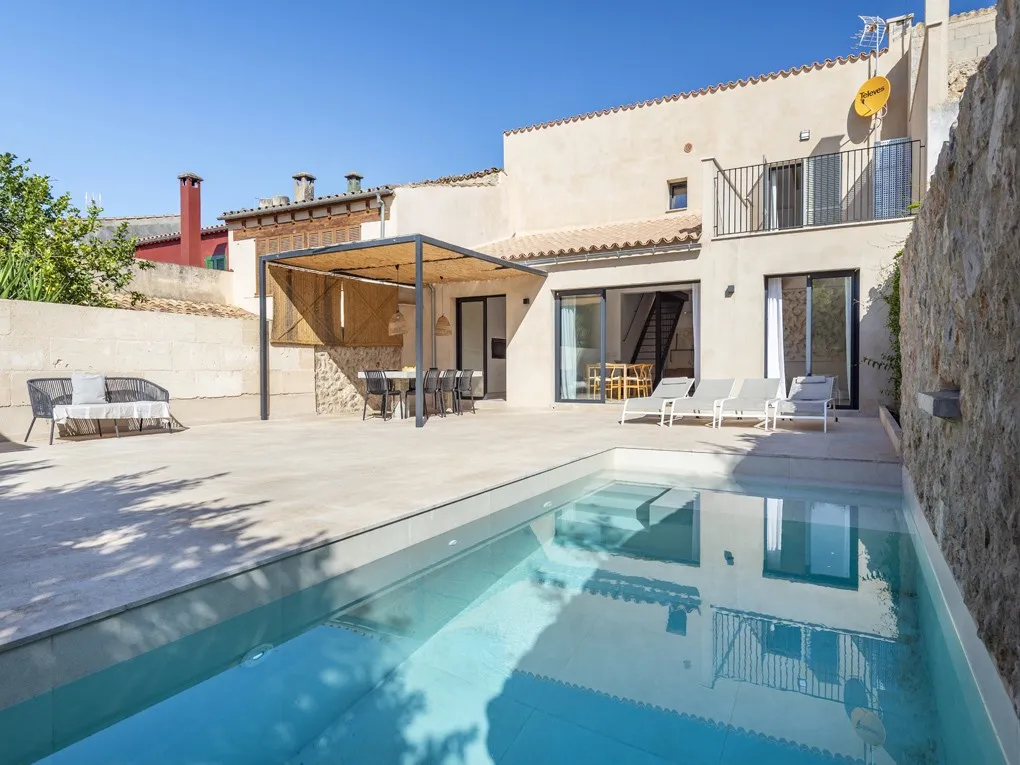 Vackert radhus med pool i Campanet-16