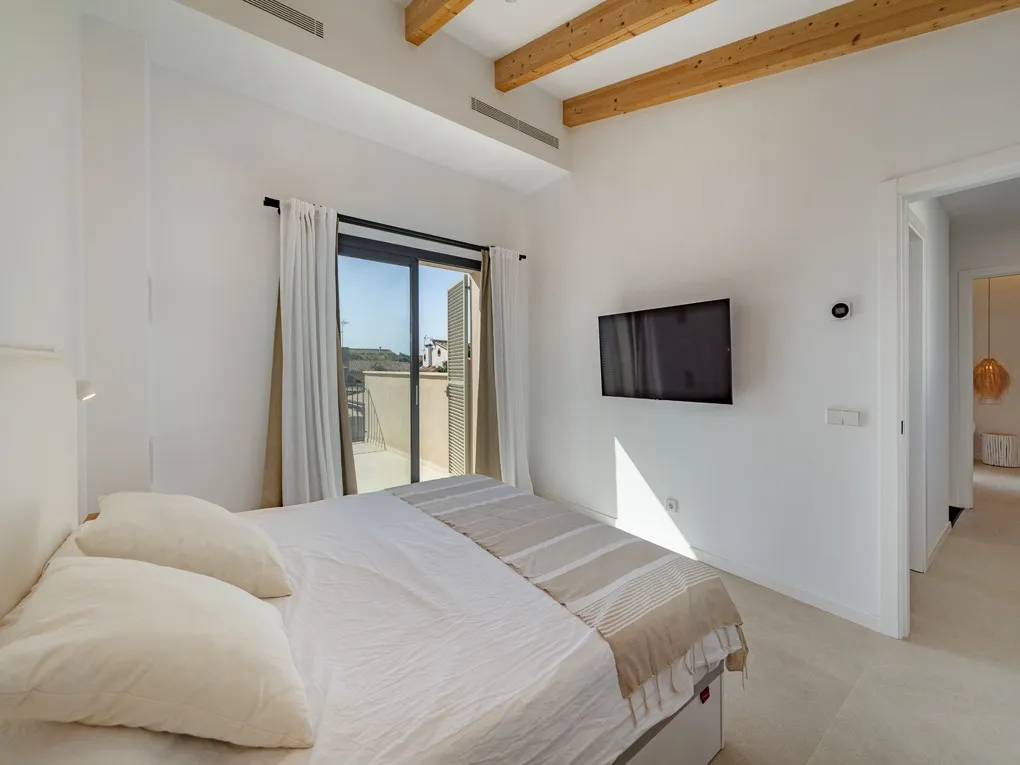 Vackert radhus med pool i Campanet-18