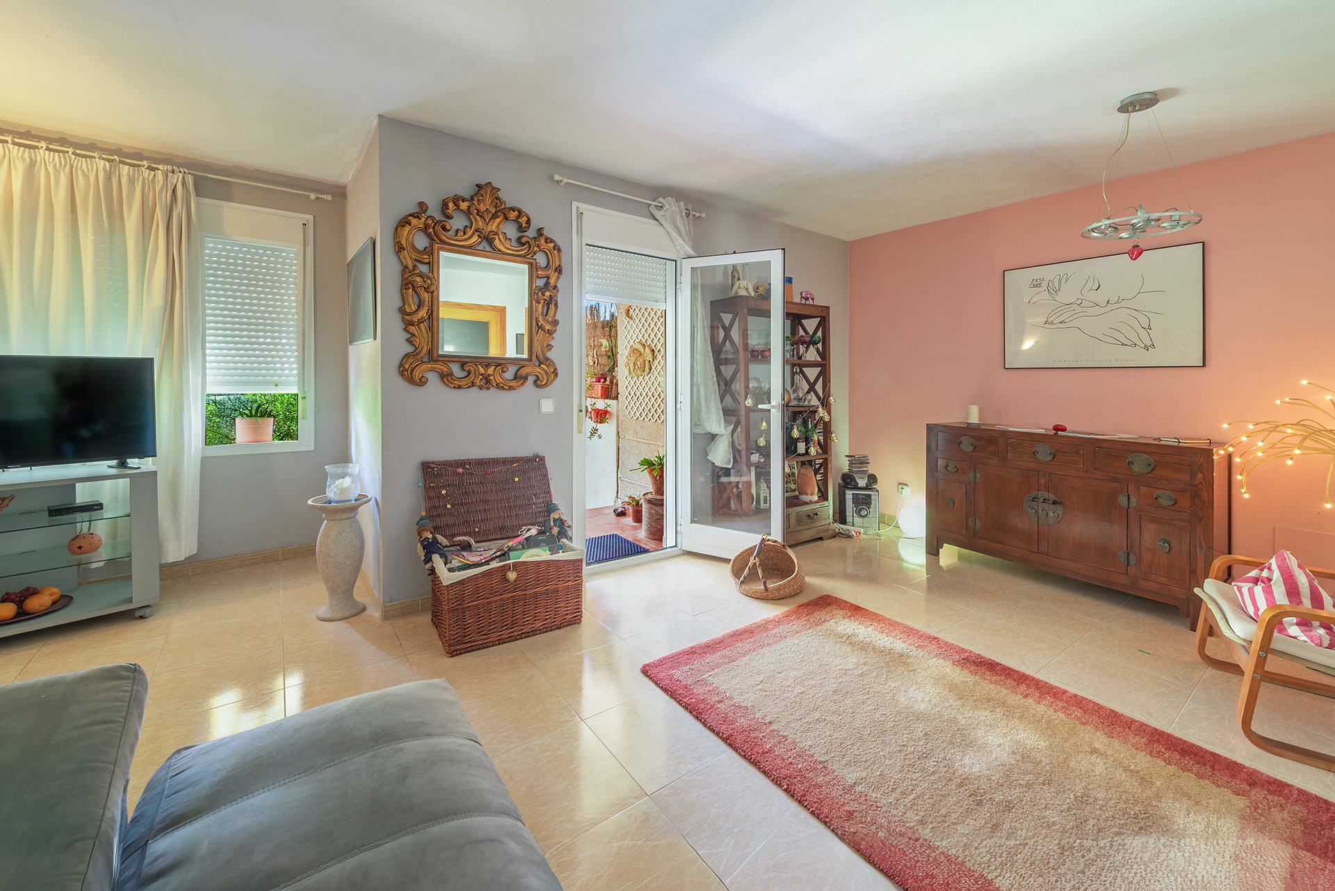 Ground-floor apartment with garden and communal pool in Puerto de Alcudia, Mallorca-7