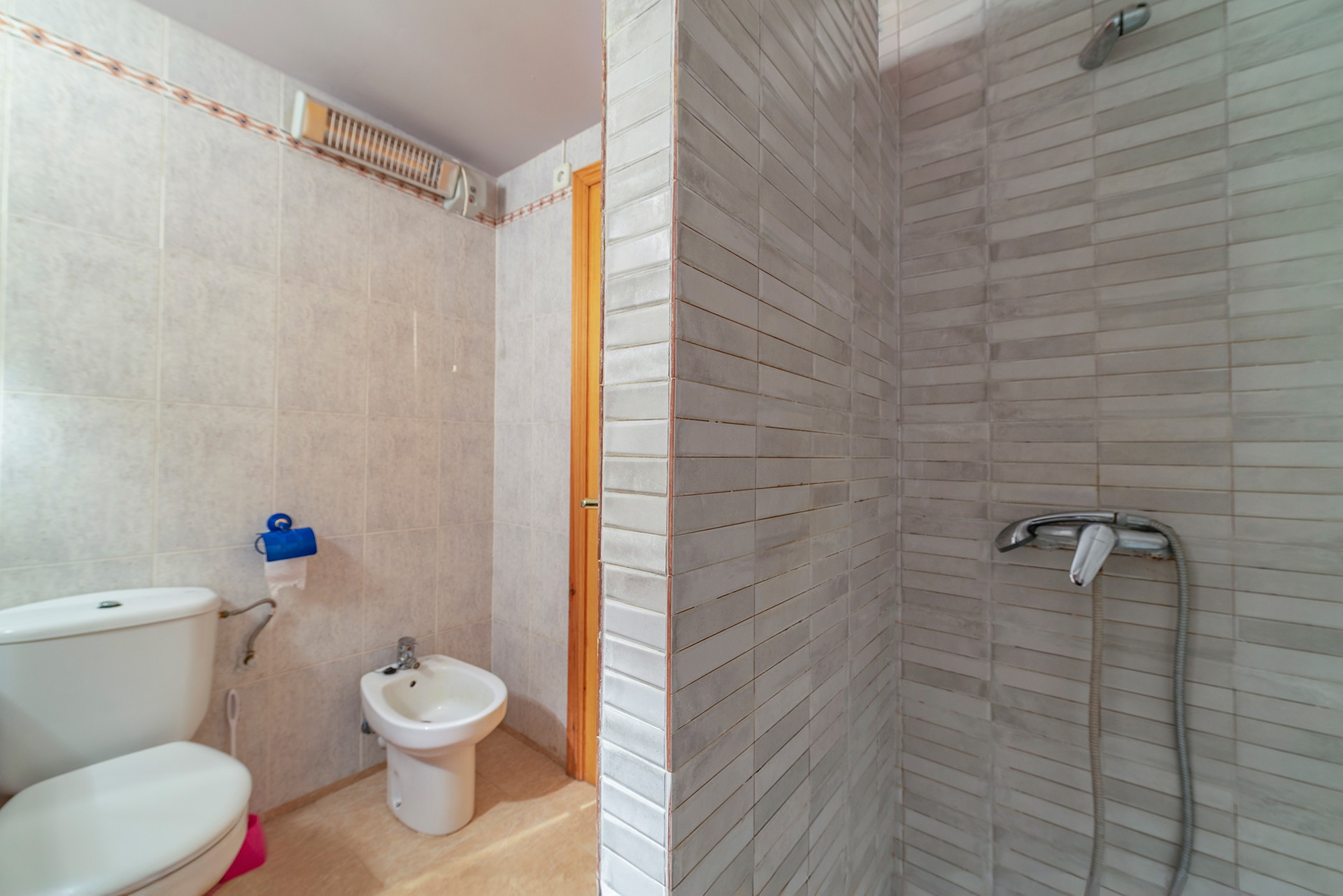 Ground-floor apartment with garden and communal pool in Puerto de Alcudia, Mallorca-16