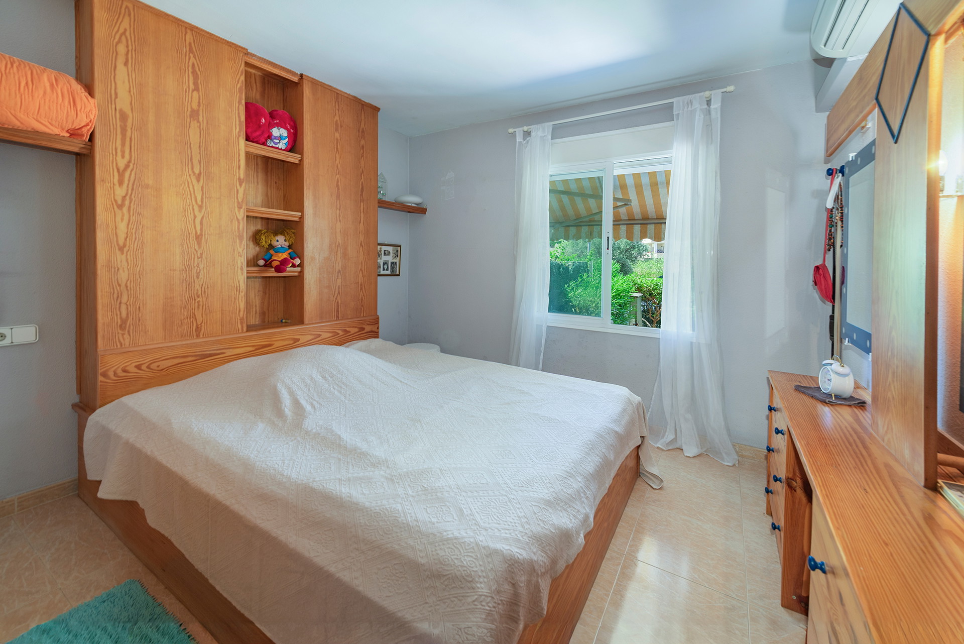 Ground-floor apartment with garden and communal pool in Puerto de Alcudia, Mallorca-12