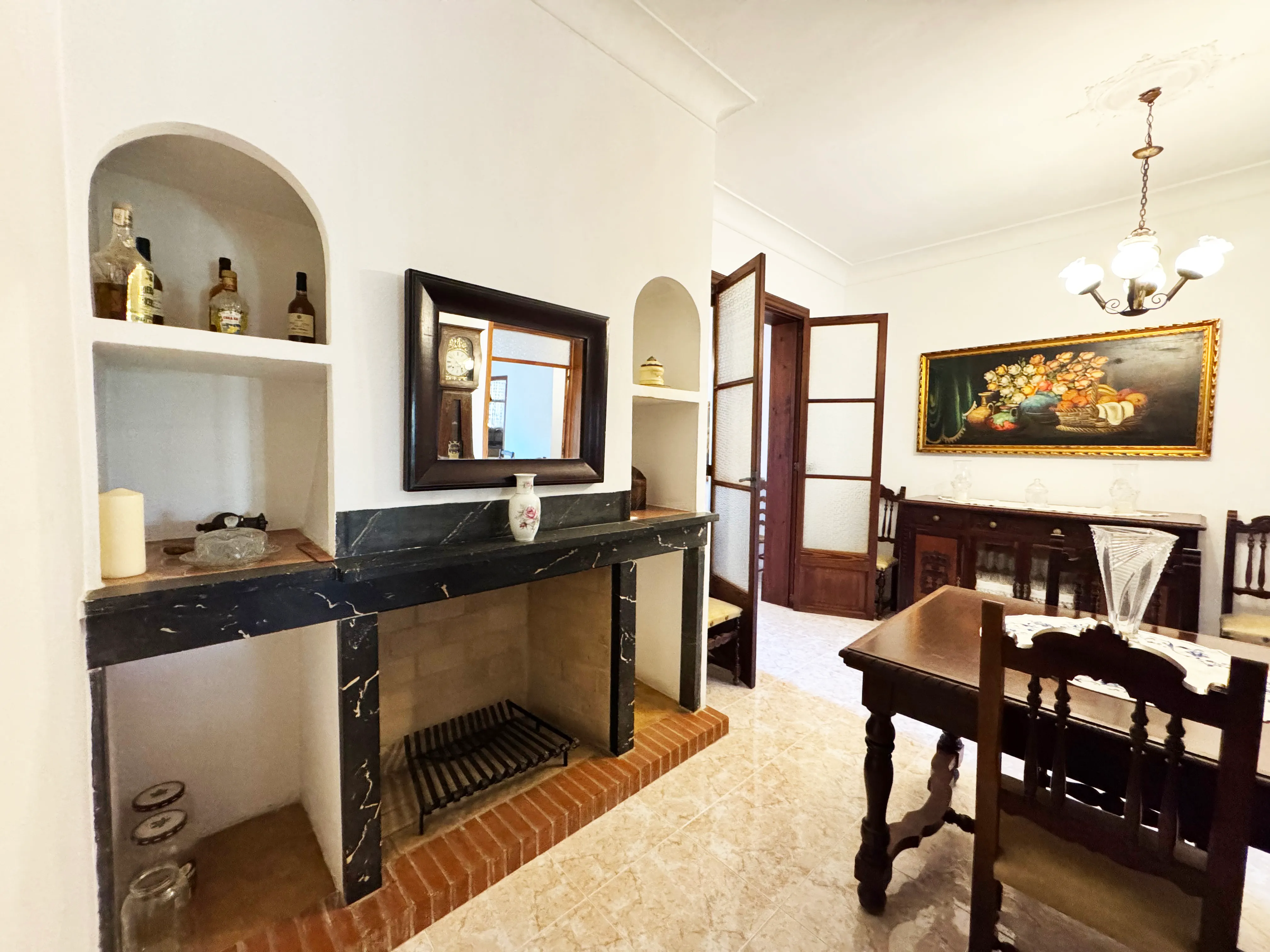 Ground-floor townhouse with expansion potential and beautiful garden-6