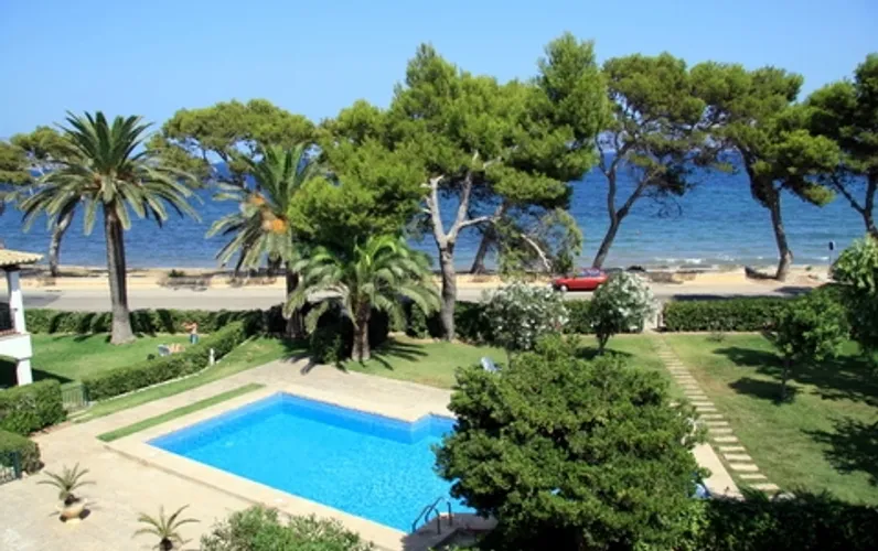 "Duplex Garbi".- Location temporaire. Port de Pollença.