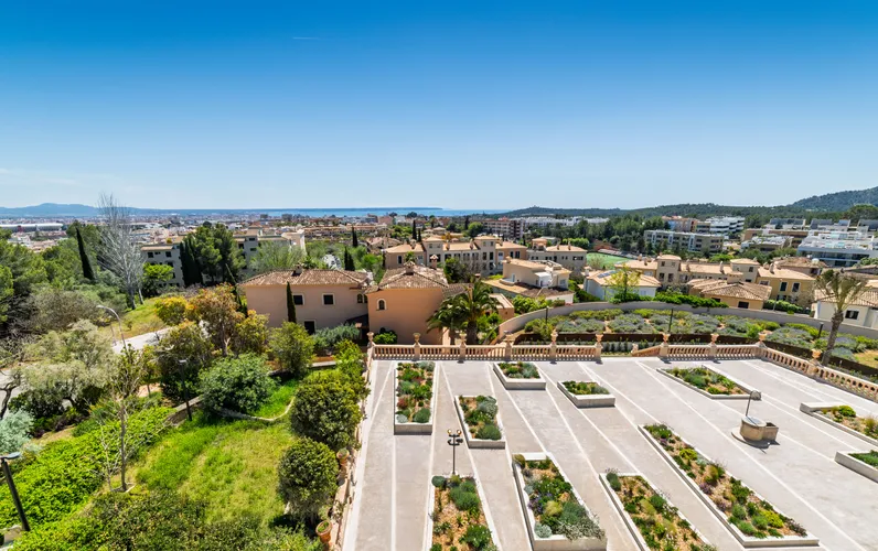 Unique duplex penthouse with private tower terrace and spectacular 360° panoramic views