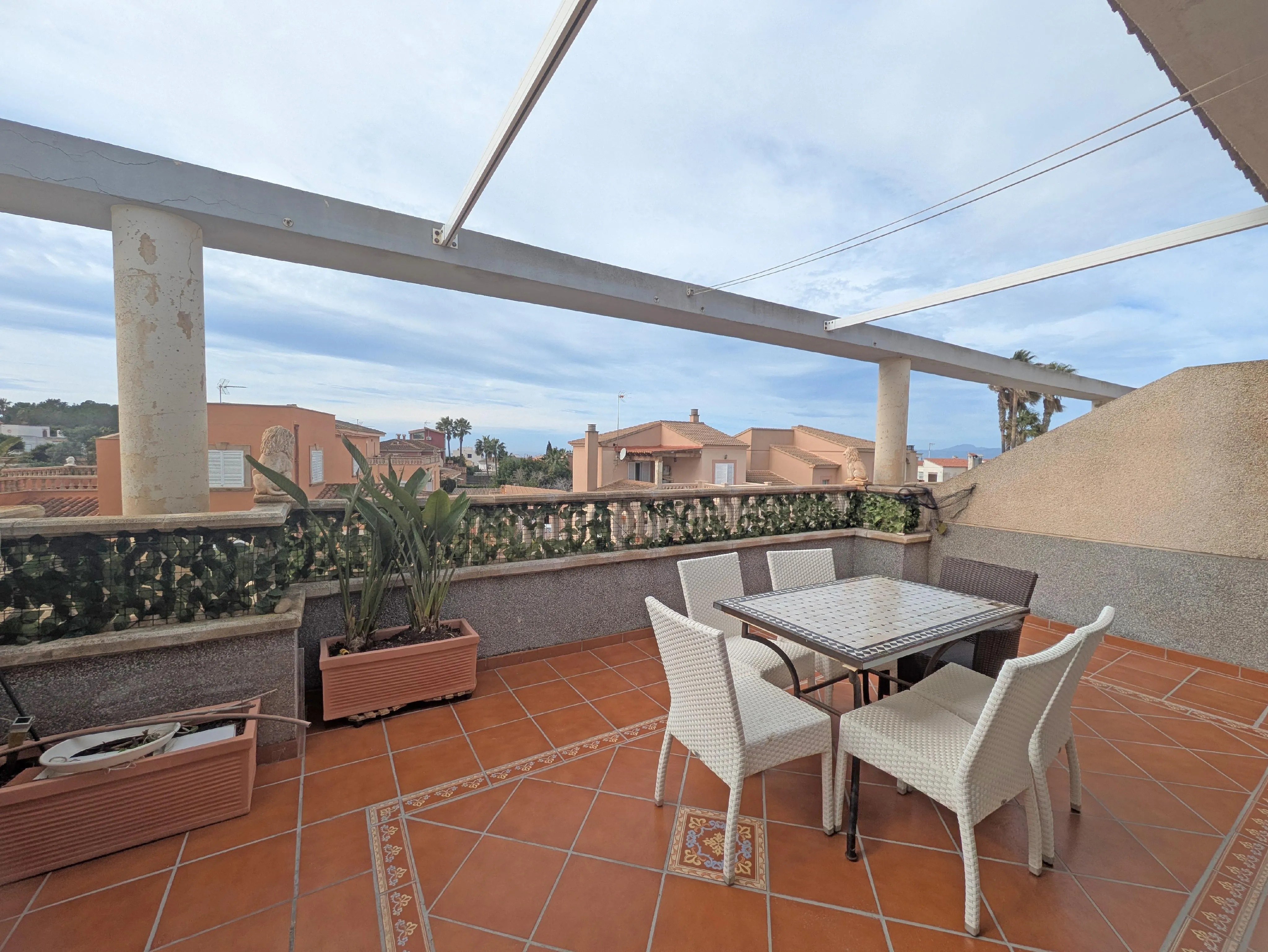 Wunderschöne Wohnung in Bahia Blava-12