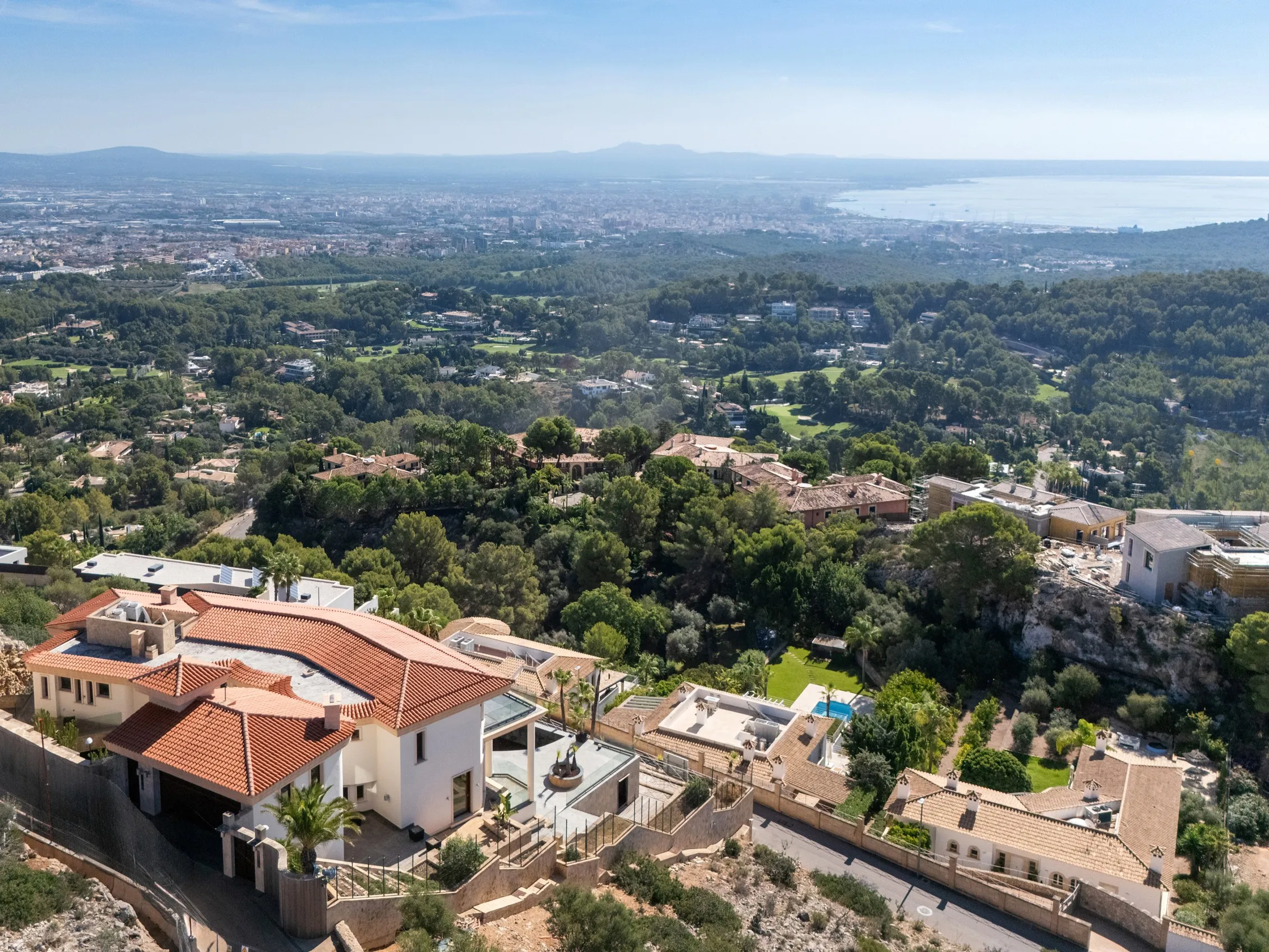Magnifique villa avec vue imprenable sur la mer-4