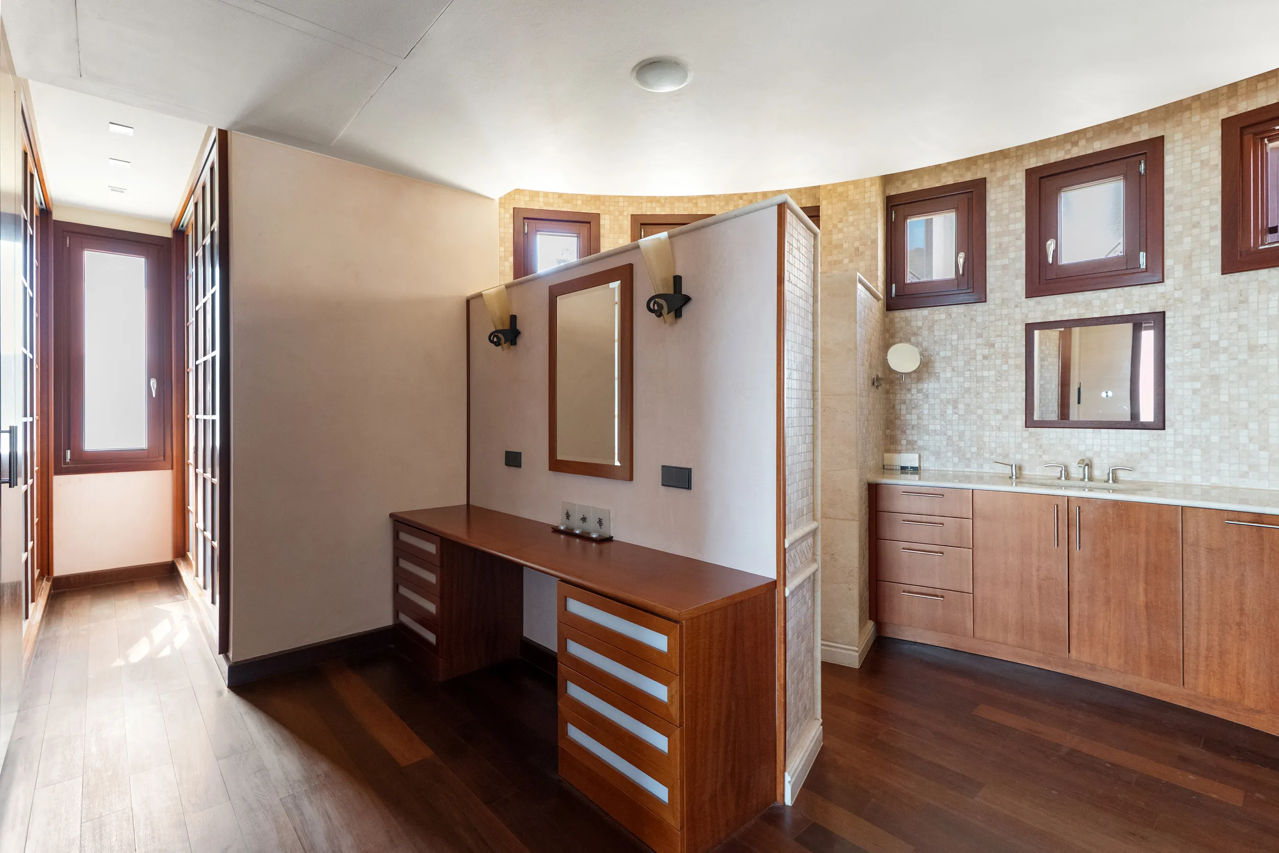 Magnifique villa avec vue imprenable sur la mer-17