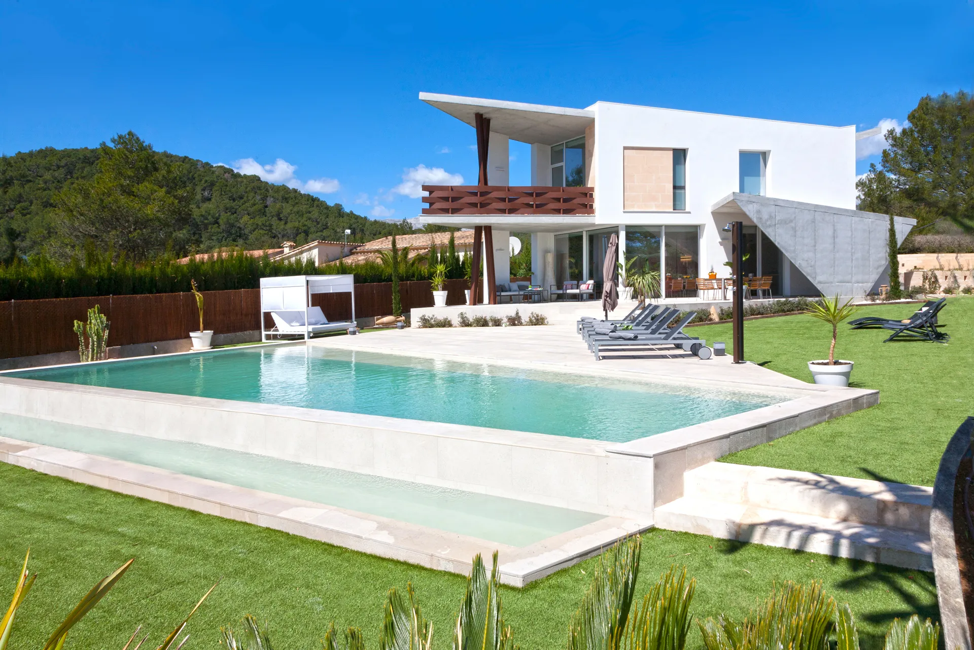 "VILLA CLAVEL" Alquiler temporal en Sa Pobla-1