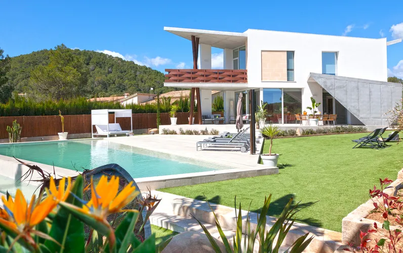"VILLA CLAVEL". Affitto a lungo termine. Sa Pobla