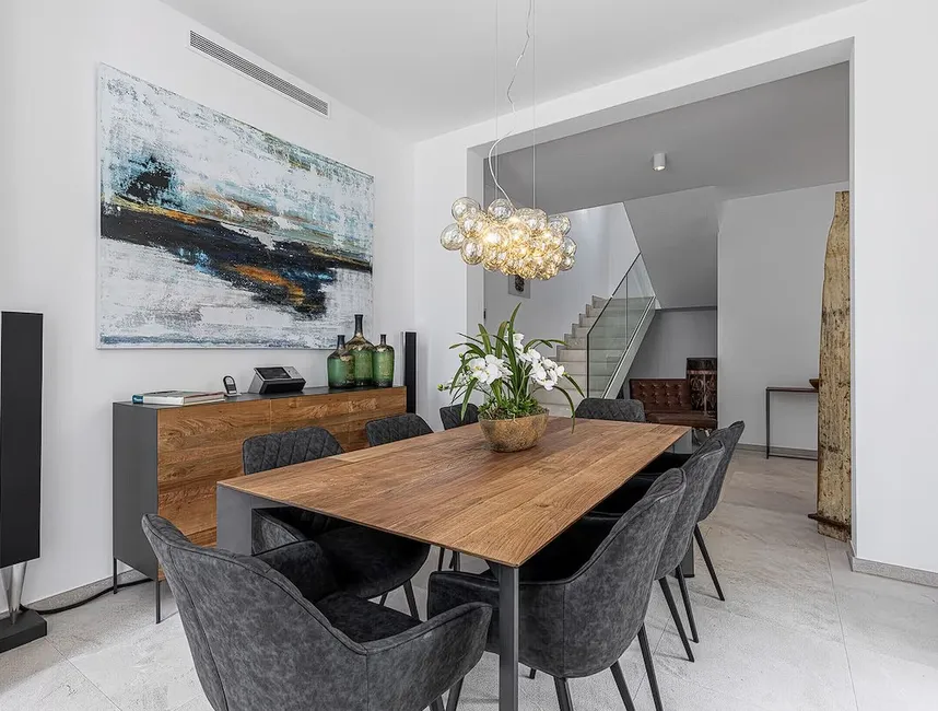 Your Perfect Holiday Getaway in Santa Ponsa-6