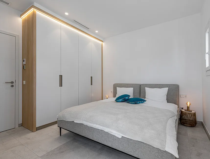 Your Perfect Holiday Getaway in Santa Ponsa-15