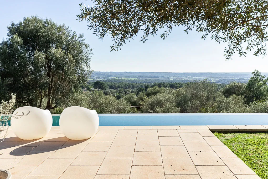 High-quality country house in exclusive location-19