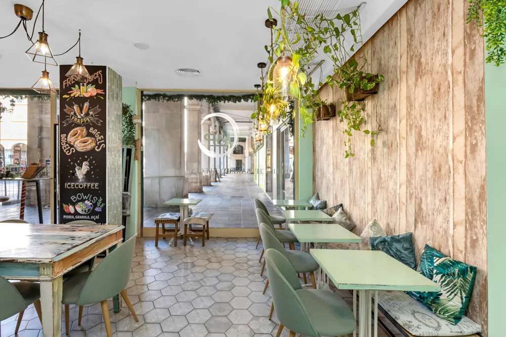 Café met terras in het hart van Palma-6