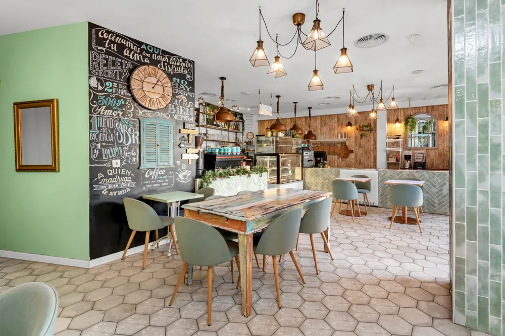 Café with Terrace in the Heart of Palma-3