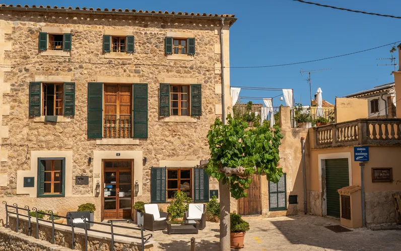 Charmigt boutiquehotell i vackra Estellencs