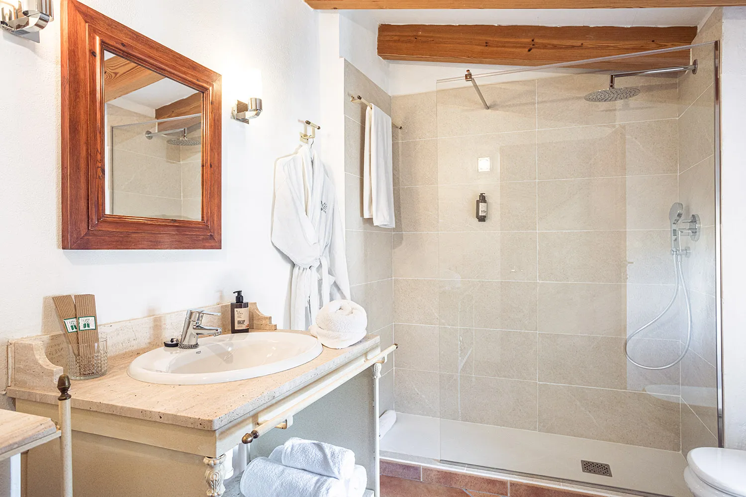 Charmigt boutiquehotell i vackra Estellencs-16