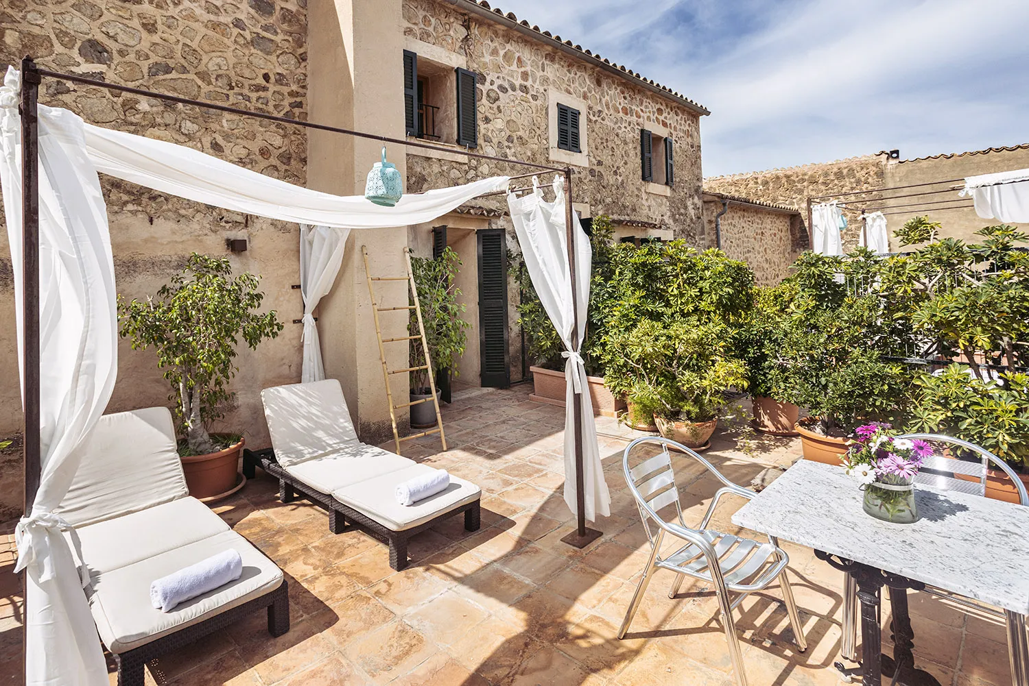 Charmigt boutiquehotell i vackra Estellencs-39