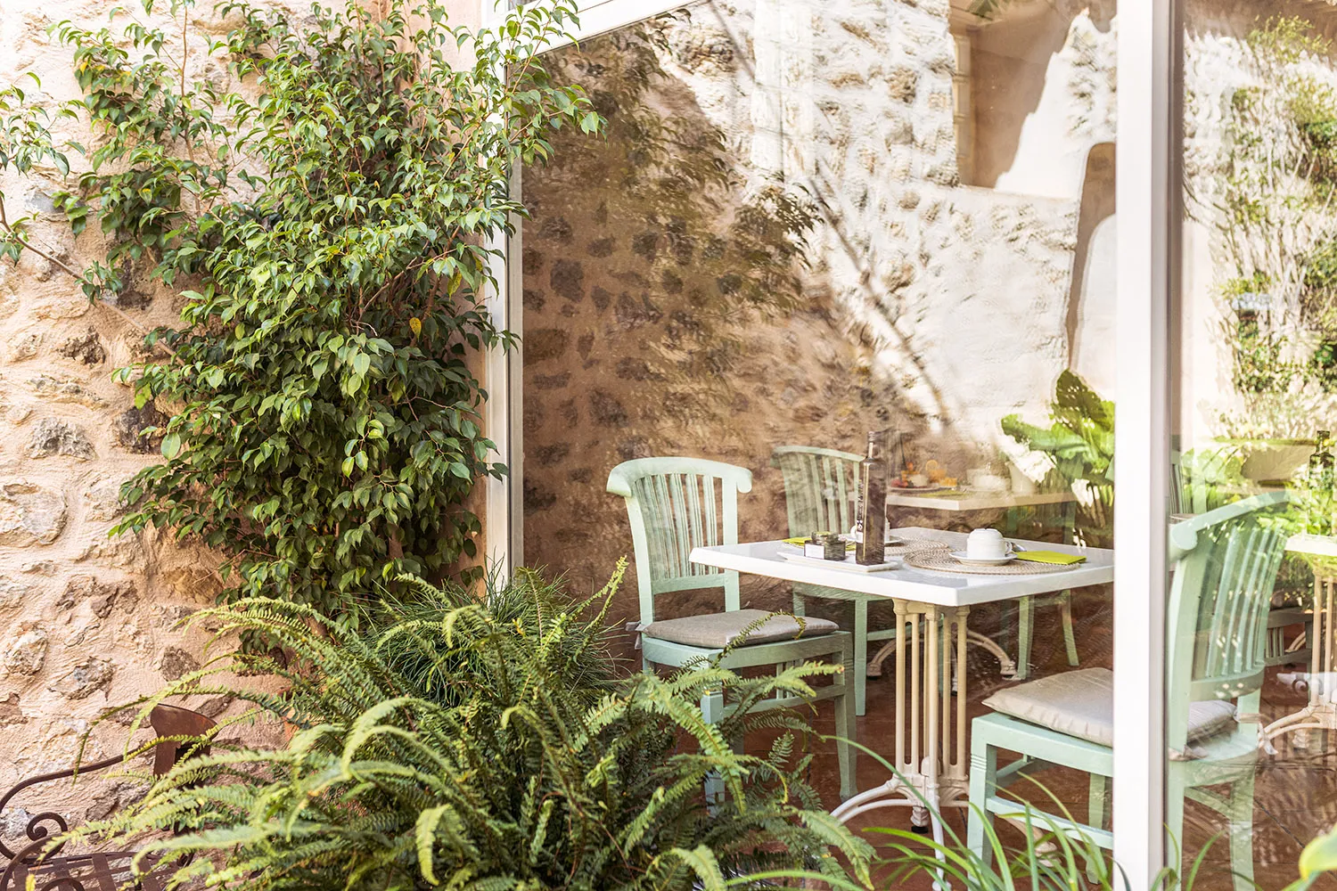 Charmigt boutiquehotell i vackra Estellencs-13